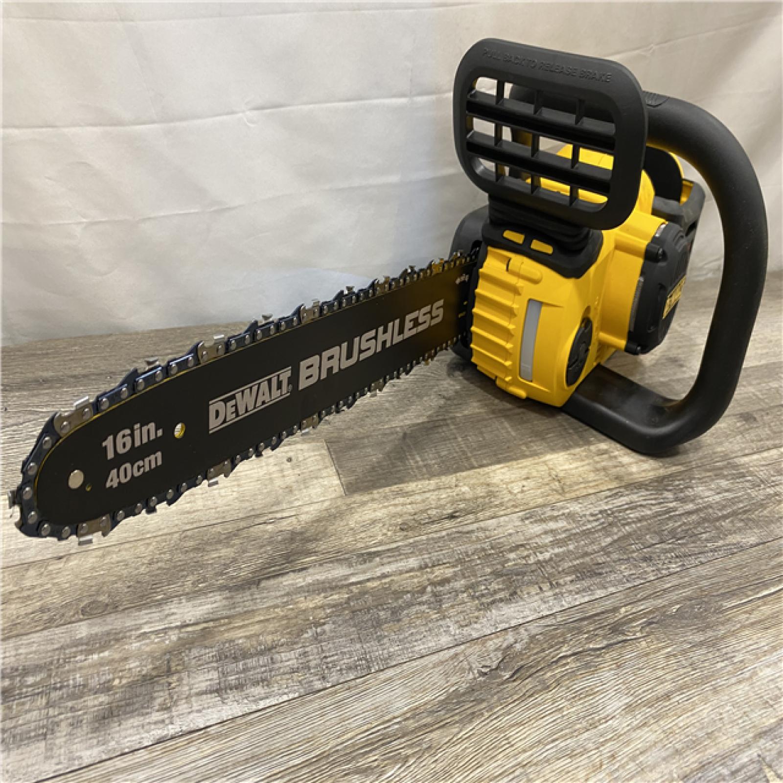 AS-IS DEWALT FLEXVOLT 60V MAX 16in. Brushless Cordless Battery Powered Chainsaw Kit