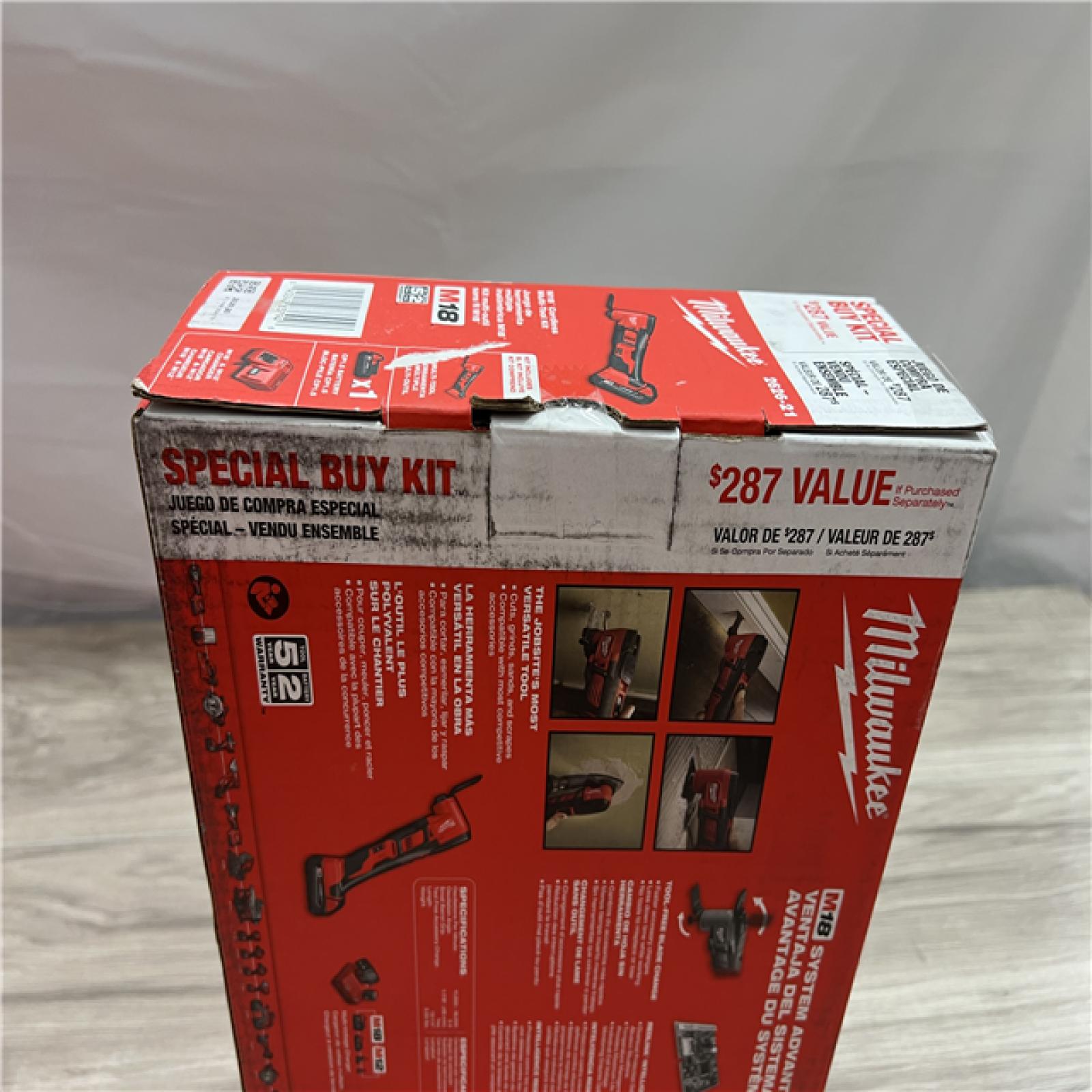 NEW Milwaukee 2626-21 M18 18V Cordless Oscillating Multi-Tool  Variable Speed  REDLITHIUM Battery Compatible  Fast Cutting  Sanding & Scraping Kit