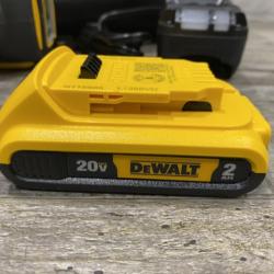 AS-IS DEWALT 20V MAX XR 16-Gauge Electric Cordless Angled Finishing Nailer Kit
