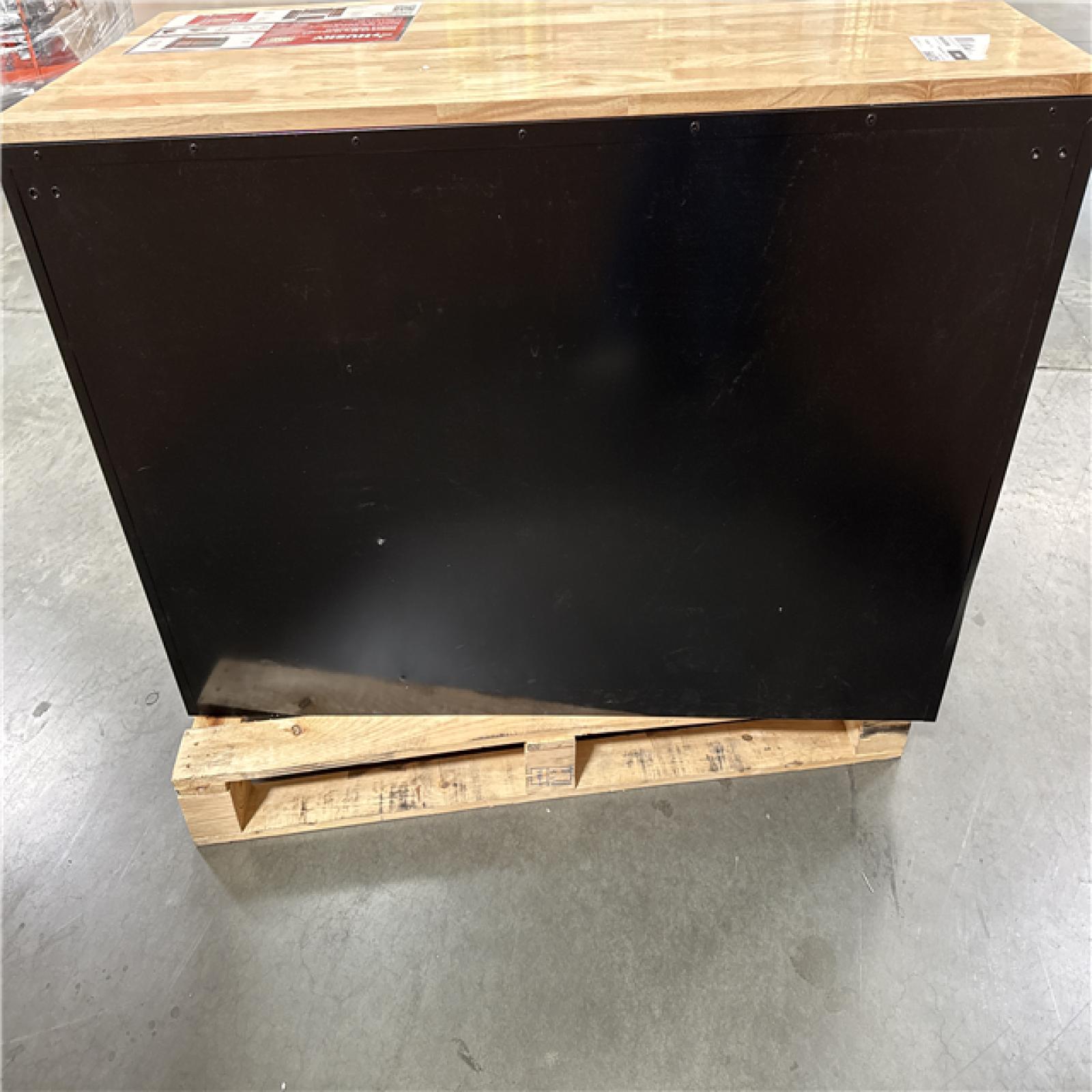California AS-IS Husky 10-Drawer Mobile Workbench (360 degree-Dents/Scratches)