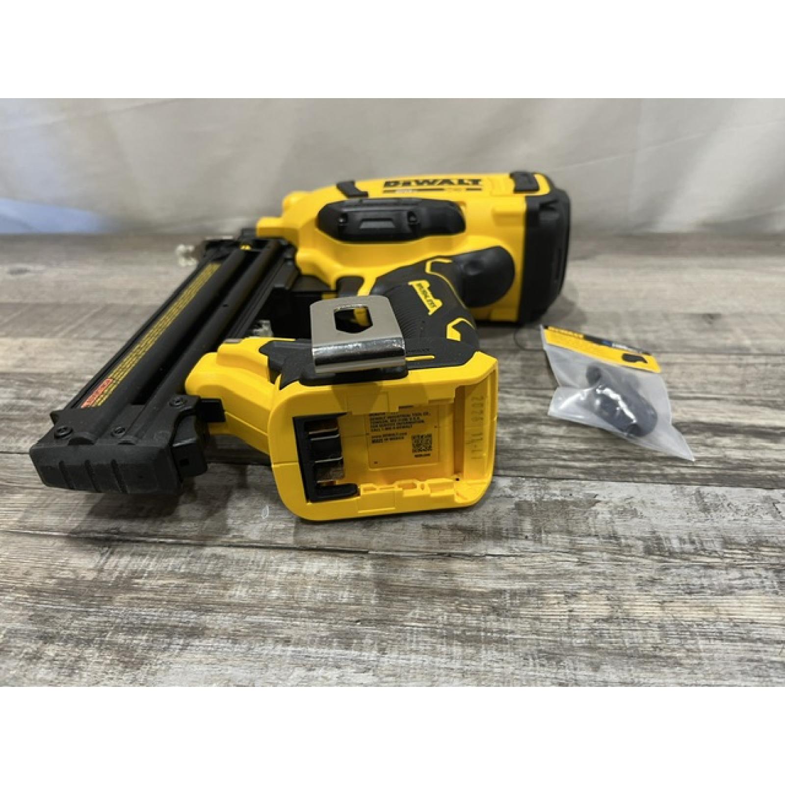 AS-IS DEWALT 20V MAX XR 18 Gauge Cordless Brad Nailer (Tool Only)