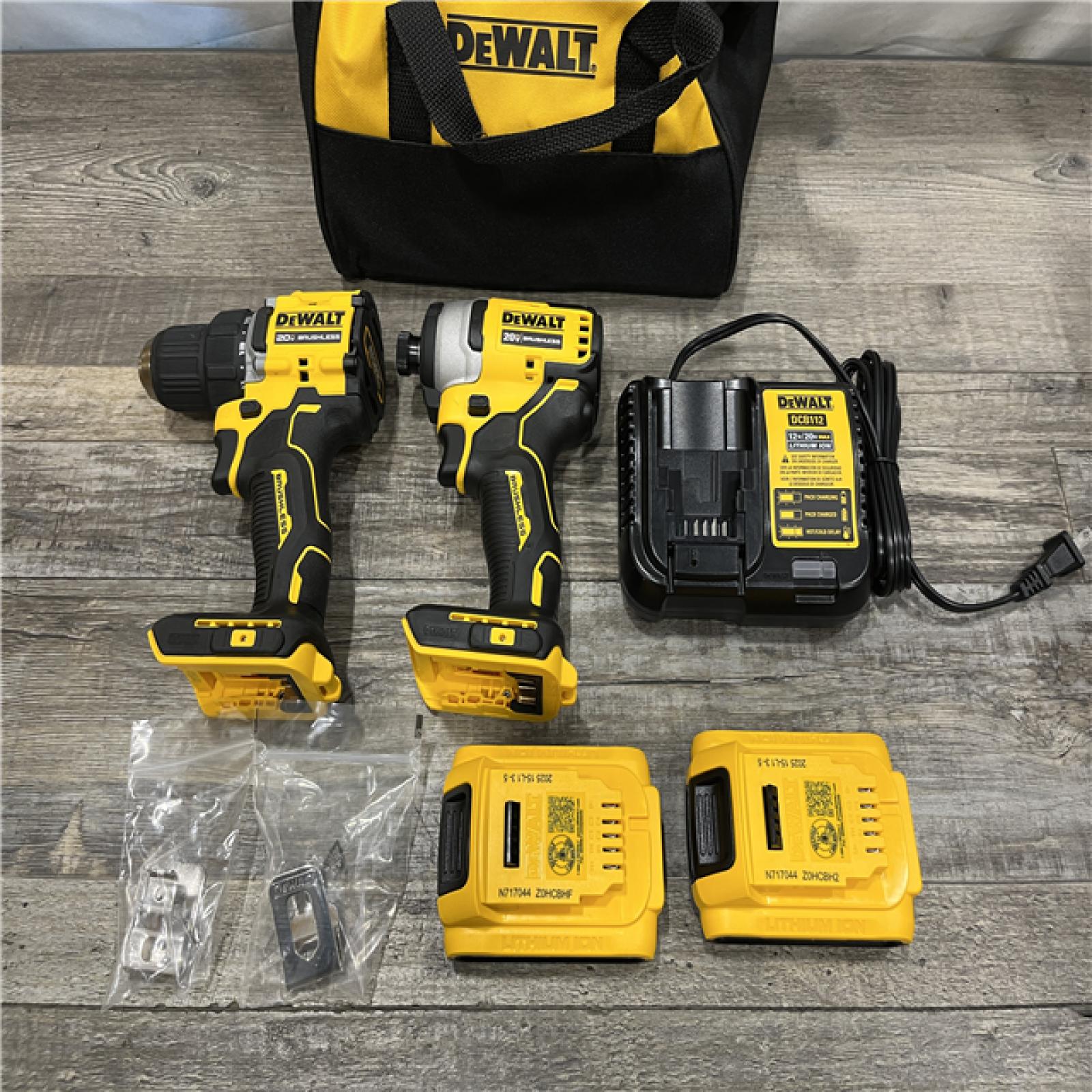 AS-IS DEWALT ATOMIC 20-Volt MAX Lithium-Ion Cordless Combo Kit