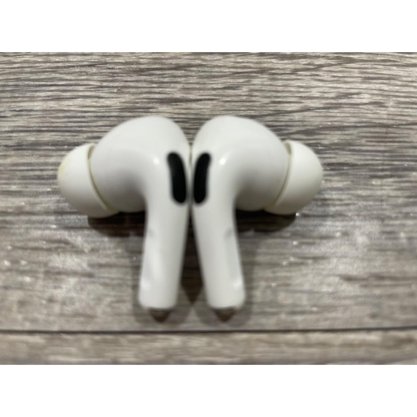 AS-IS Apple AirPods Pro 2 With MagSafe Charging Case (USB-C)