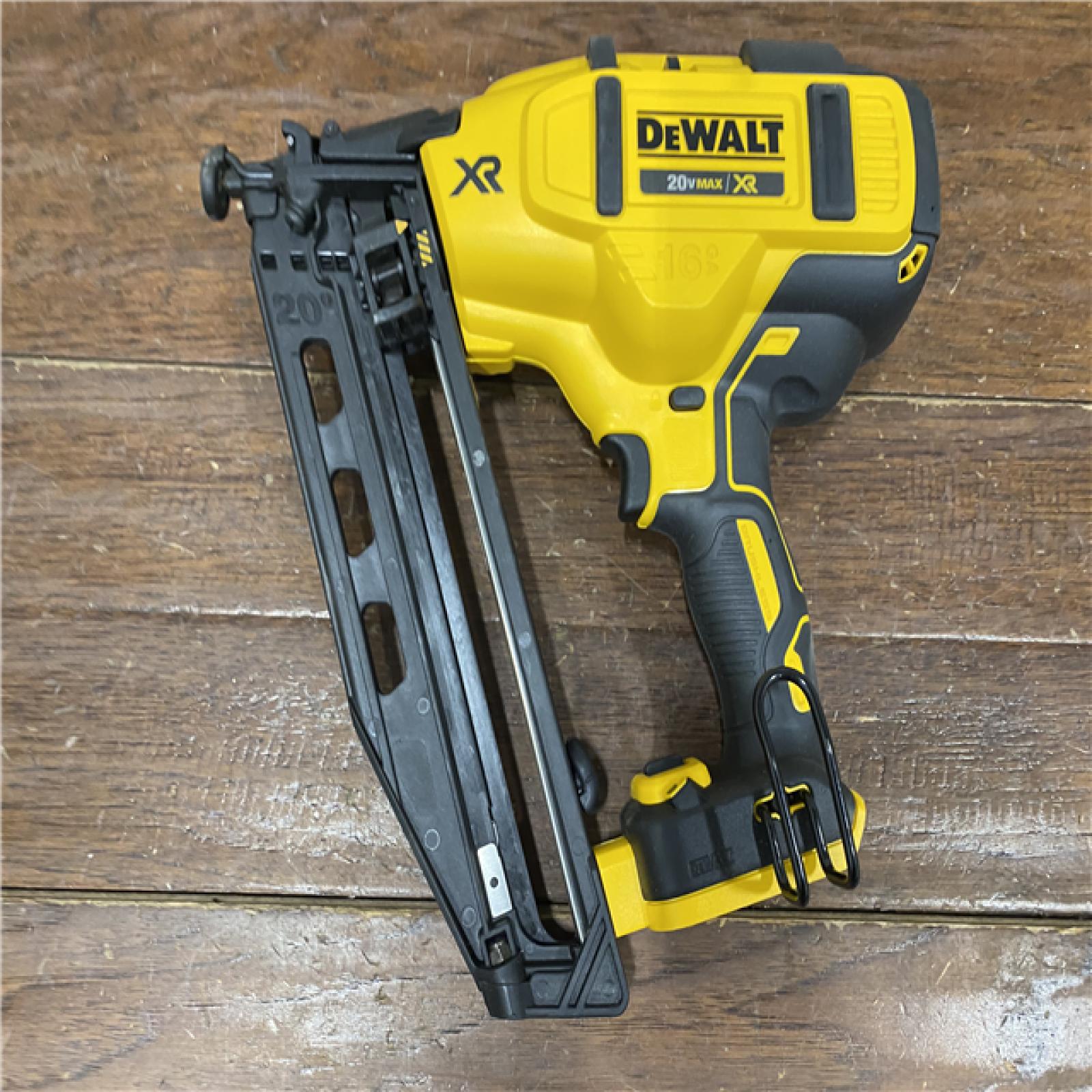 AS-IS DEWALT 20-Volt 21° Cordless Framing Nailer (Tool-Only)