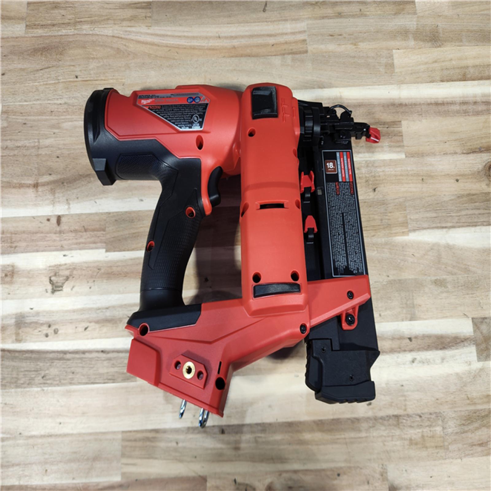 HOUSTON LOCATION - AS-IS (APPEARS LIKE NEW) Milwaukee FUEL 18-Volt Lithium-Ion Brushless Cordless Gen II 18-Gauge Brad Nailer (Tool-Only)