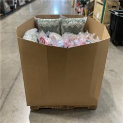 DALLAS LOCATION- NEW!- BULLSEYE MIXED CLOTHING PALLET (300 UNITS)
