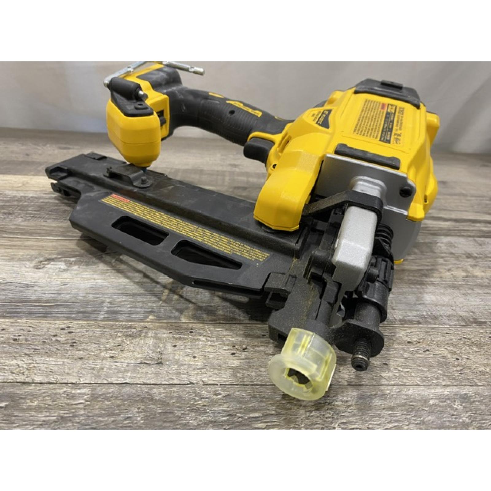 AS-IS DEWALT 20-Volt 21° Cordless Framing Nailer (Tool-Only)
