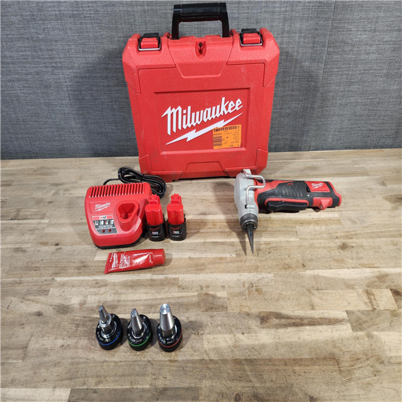 HOUSTON LOCATION - AS-IS Milwaukee M12 12-Volt Lithium-Ion Cordless PEX Expansion Tool Kit with (2) 1.5 Ah Batteries, (3) Expansion Heads and Hard Case