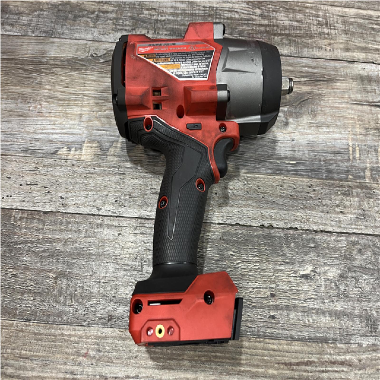 AS-IS Milwaukee FUEL 18V Lithium-Ion Brushless Cordless 1/2 in. Impact Wrench w/Friction Ring Kit