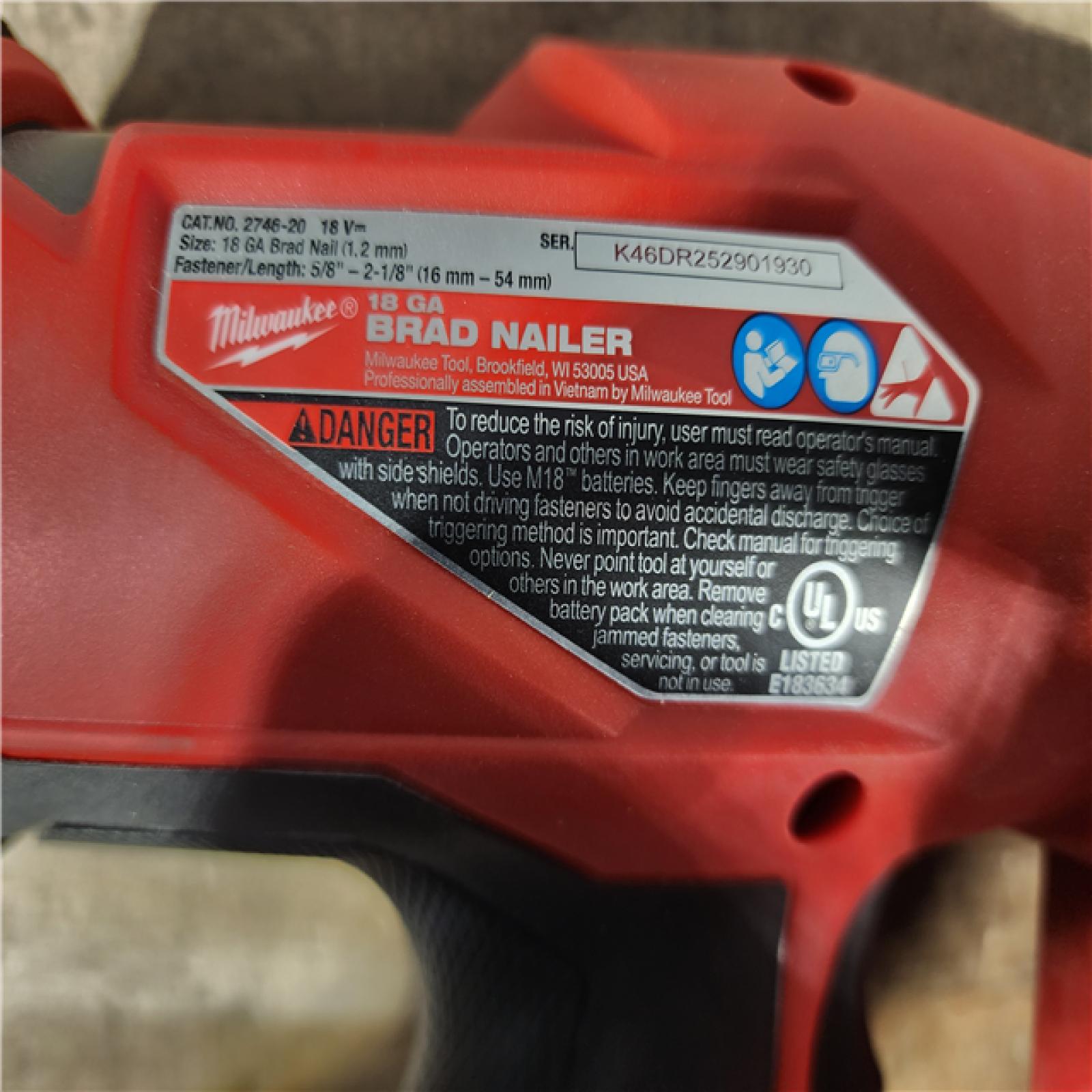 HOUSTON LOCATION - AS-IS Milwaukee M18 Fuel 18V Brushless 18-Gauge Brad Nailer 2746-20 (Bare Tool)