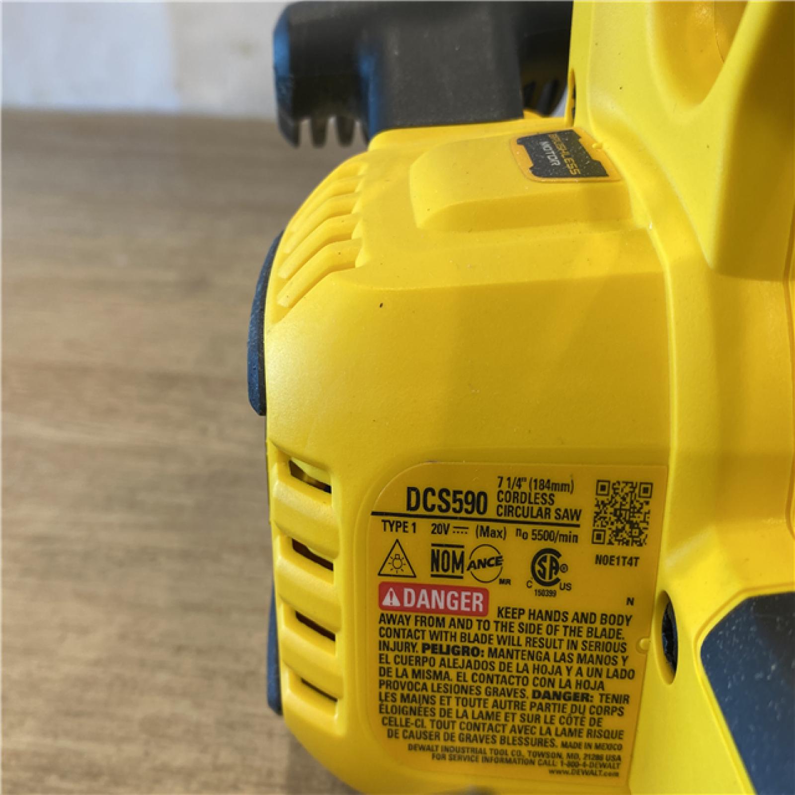 AS-IS DEWALT 20V MAX Lithium-Ion 7-1/4 in. Cordless Circular Saw Kit