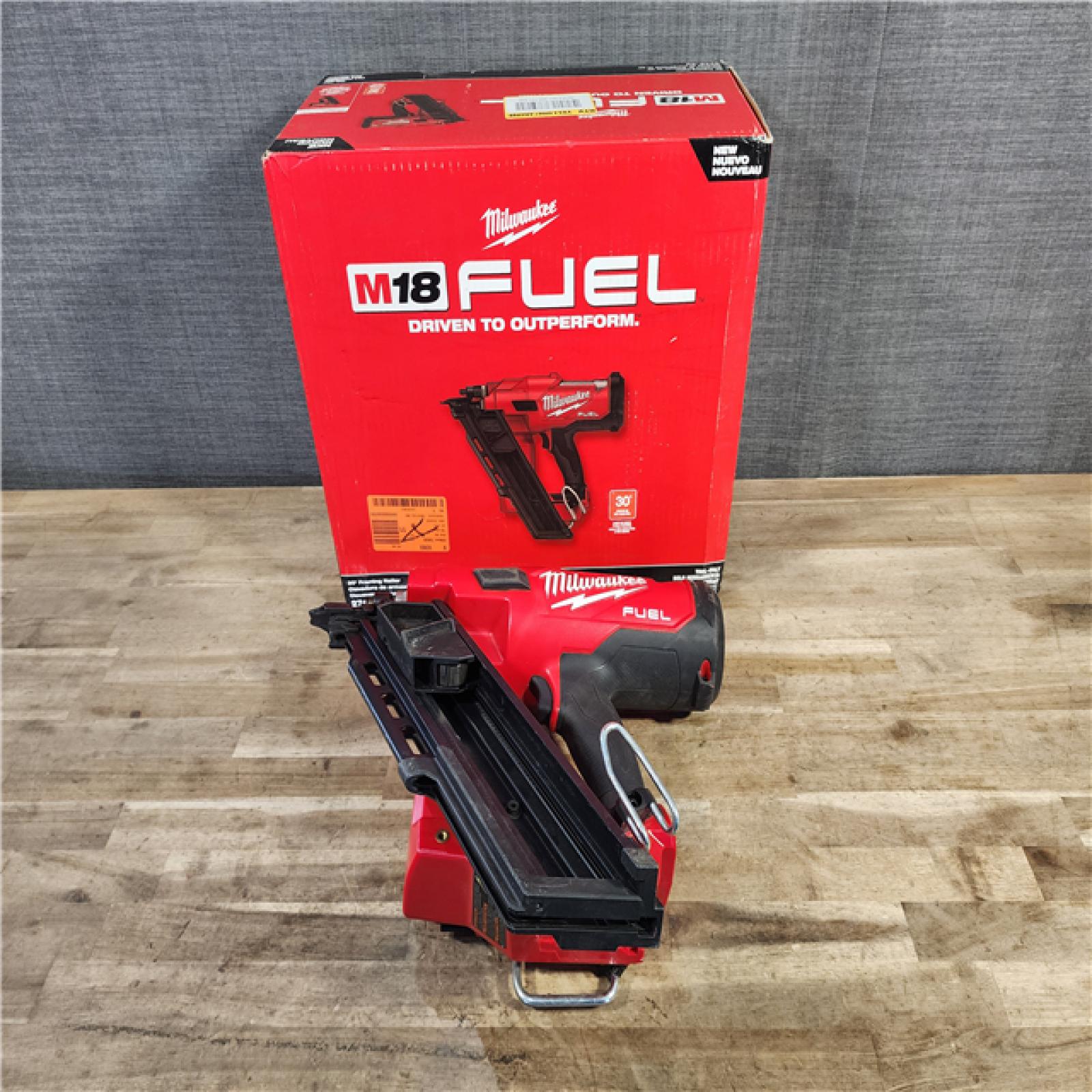 HOUSTON LOCATION - AS-IS Milwaukee M18 FUEL 30 Degree Framing Nailer (TOOL ONLY)