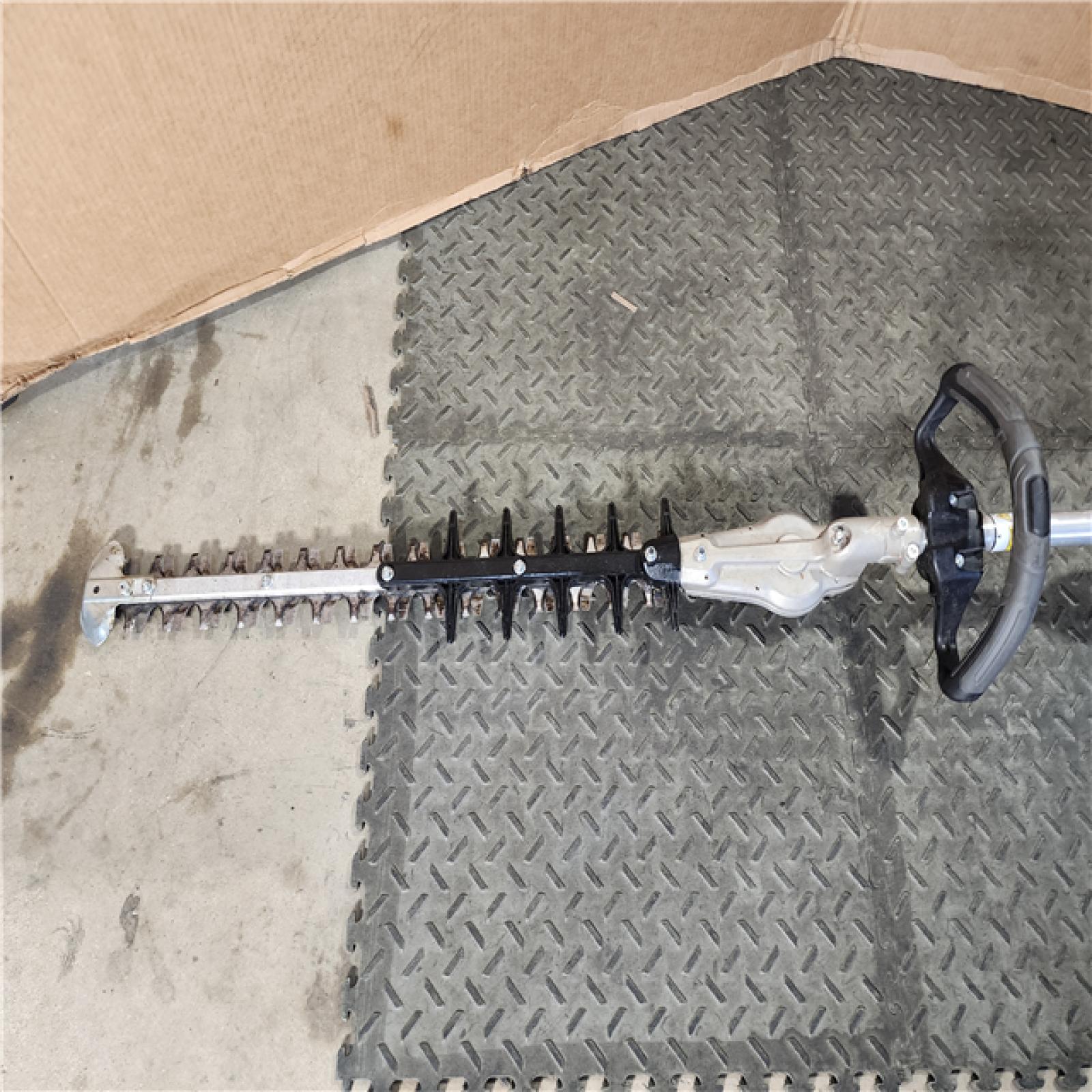 HOUSTON LOCATION - AS-IS Echo 21 in. 2 Stroke Gas Double Sided Shaft Hedge Clipper