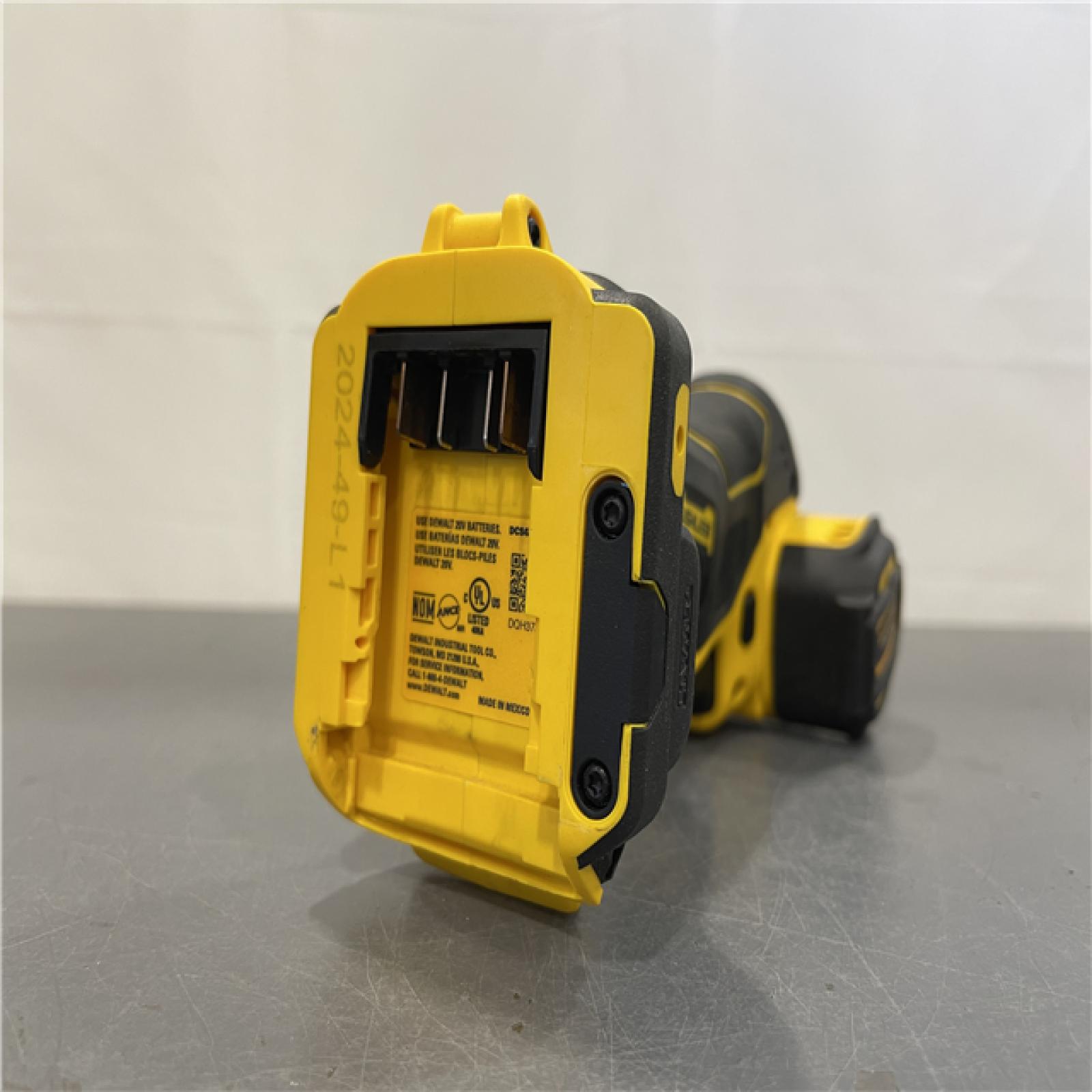 AS-IS - DeWalt 20V MAX XR 3 in. Cordless Brushless Cut-Off Saw