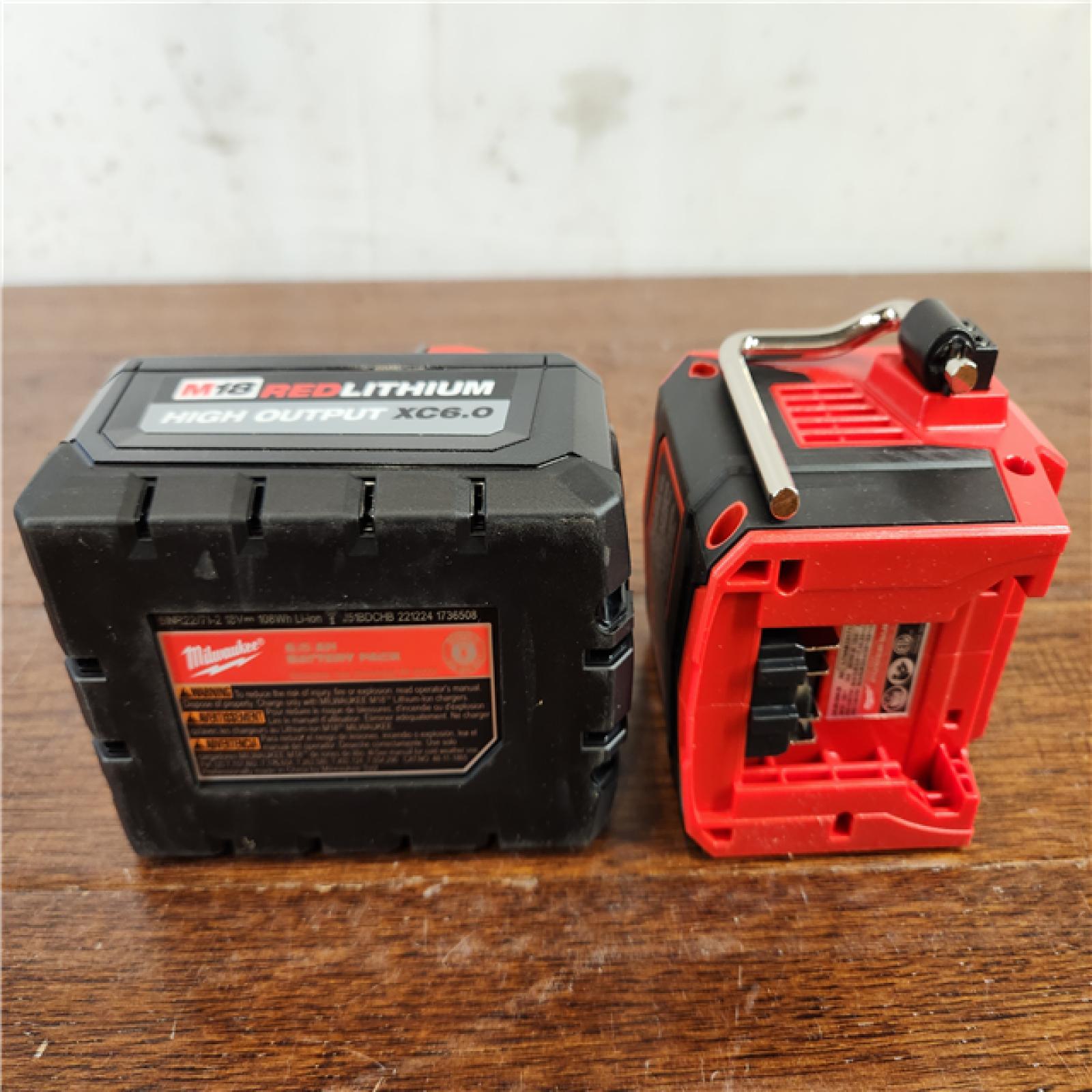 Good Milwaukee M18 TOP-OFF Power Supply & Battery Kit