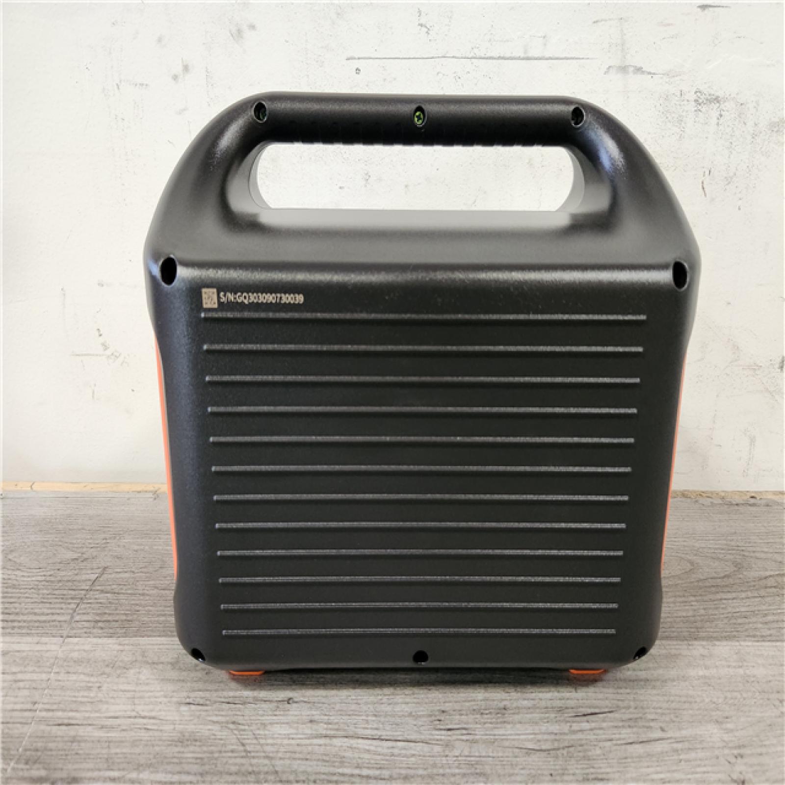 Phoenix Location LIKE NEW Jackery 1000-Watt Output/2000W Peak Portable Solar Power Station Explorer 880 Push Start Battery Generator for Outdoors/Camping