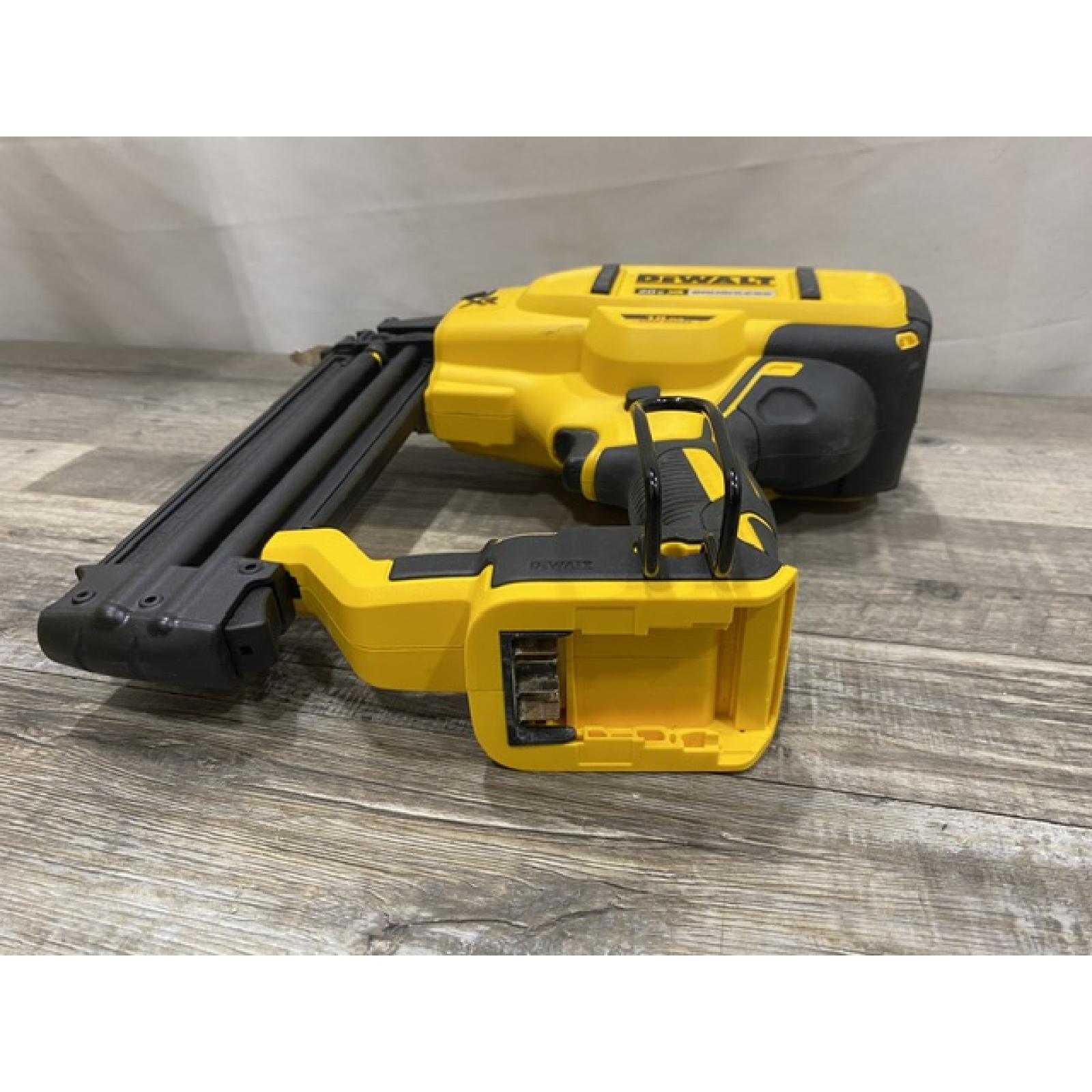 AS-IS DEWALT 20V MAX XR Lithium-Ion Electric Cordless 18-Gauge Brad Nailer (Tool Only)