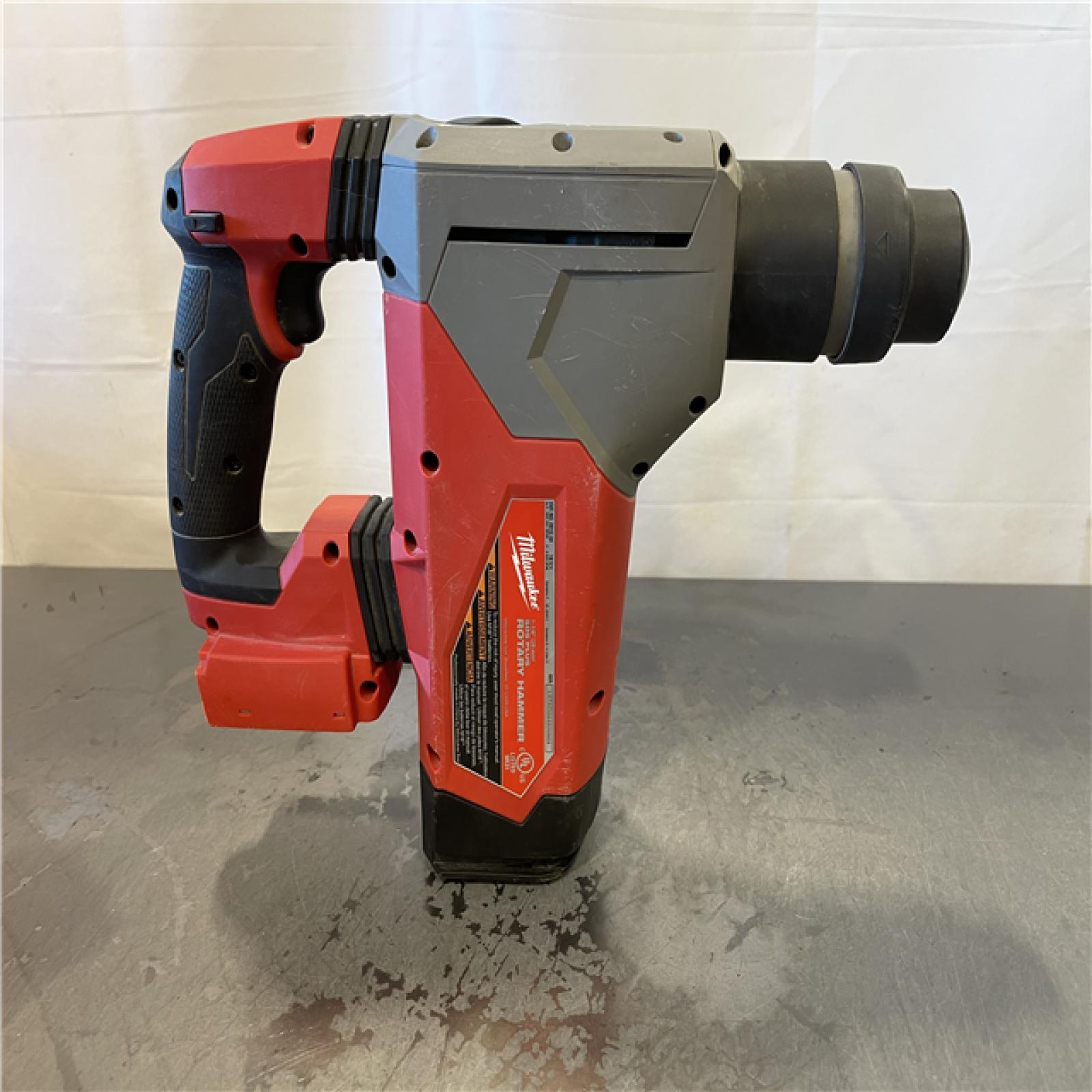 AS-IS - Milwaukee M18 FUEL 18V Lithium-Ion Brushless Cordless SDS-Plus 1-1/8 in. Rotary Hammer Drill