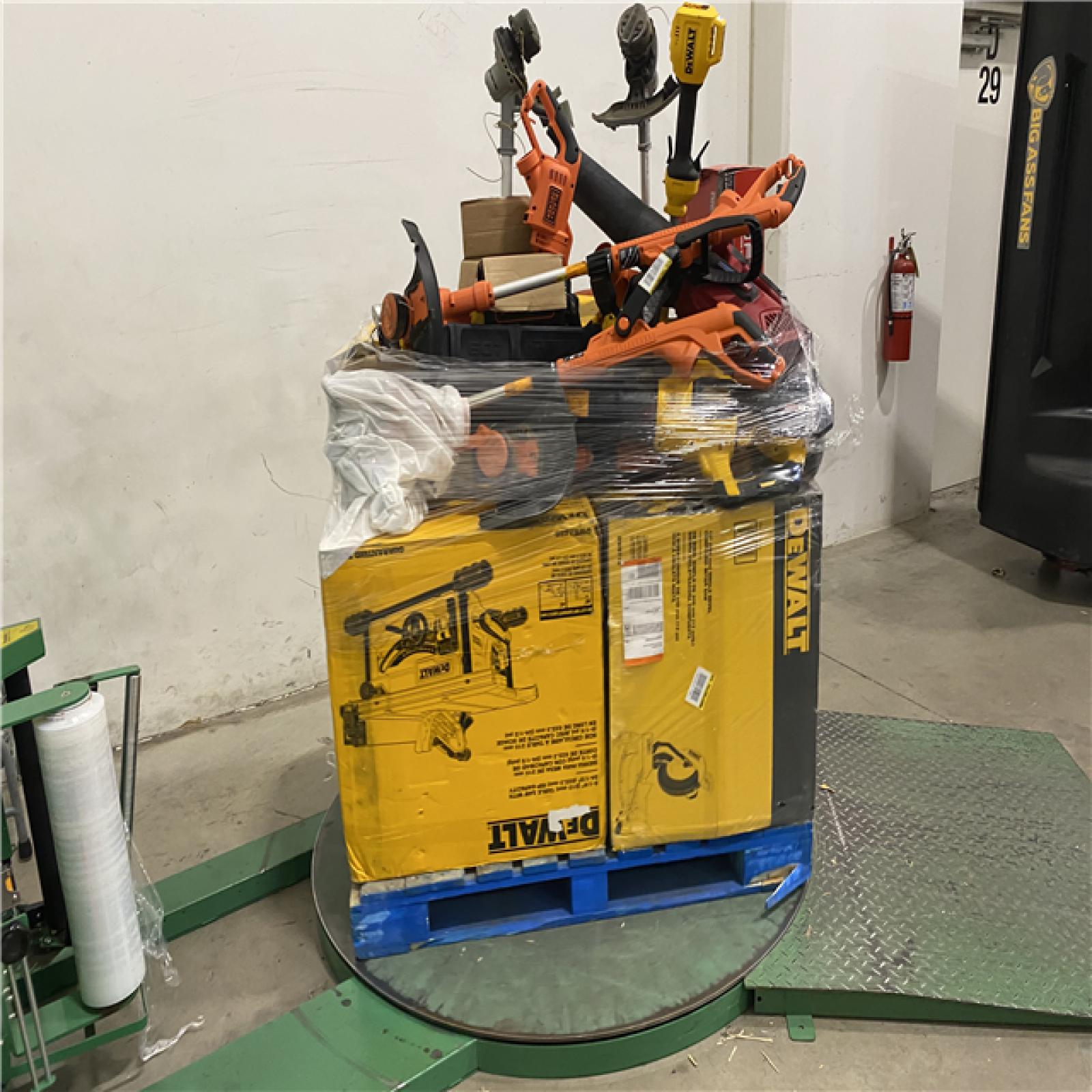 Dallas Location - As-Is Tool Pallet