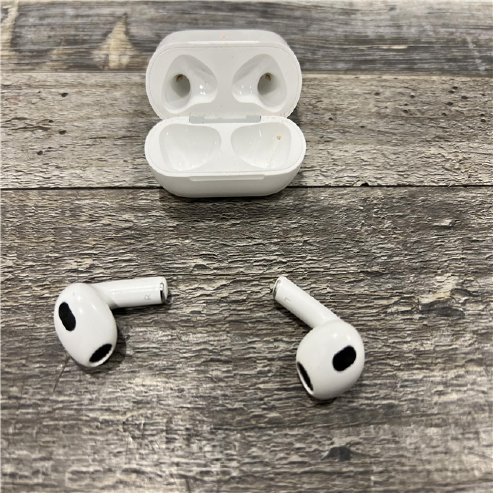 AS-IS AirPods (3rd Generation) with Lightning Charging Case