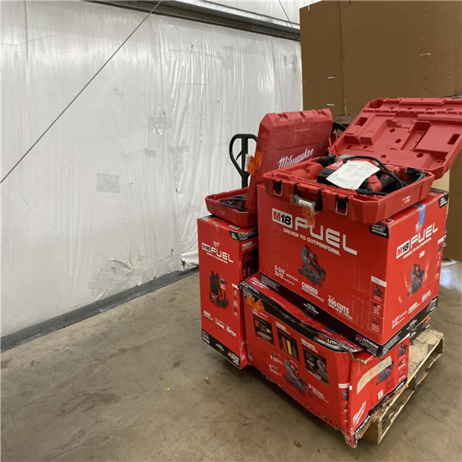 Houston Location AS IS - Tool Pallet