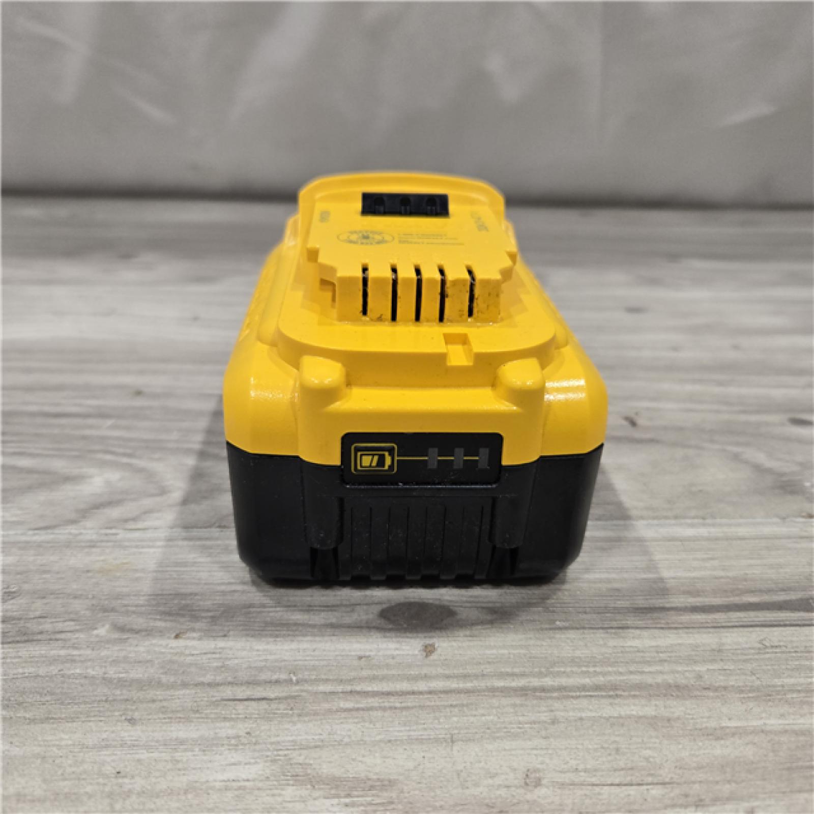 AS-IS Dewalt 20V Lithium-Ion 6.0Ah Battery Pack & Charger Kit