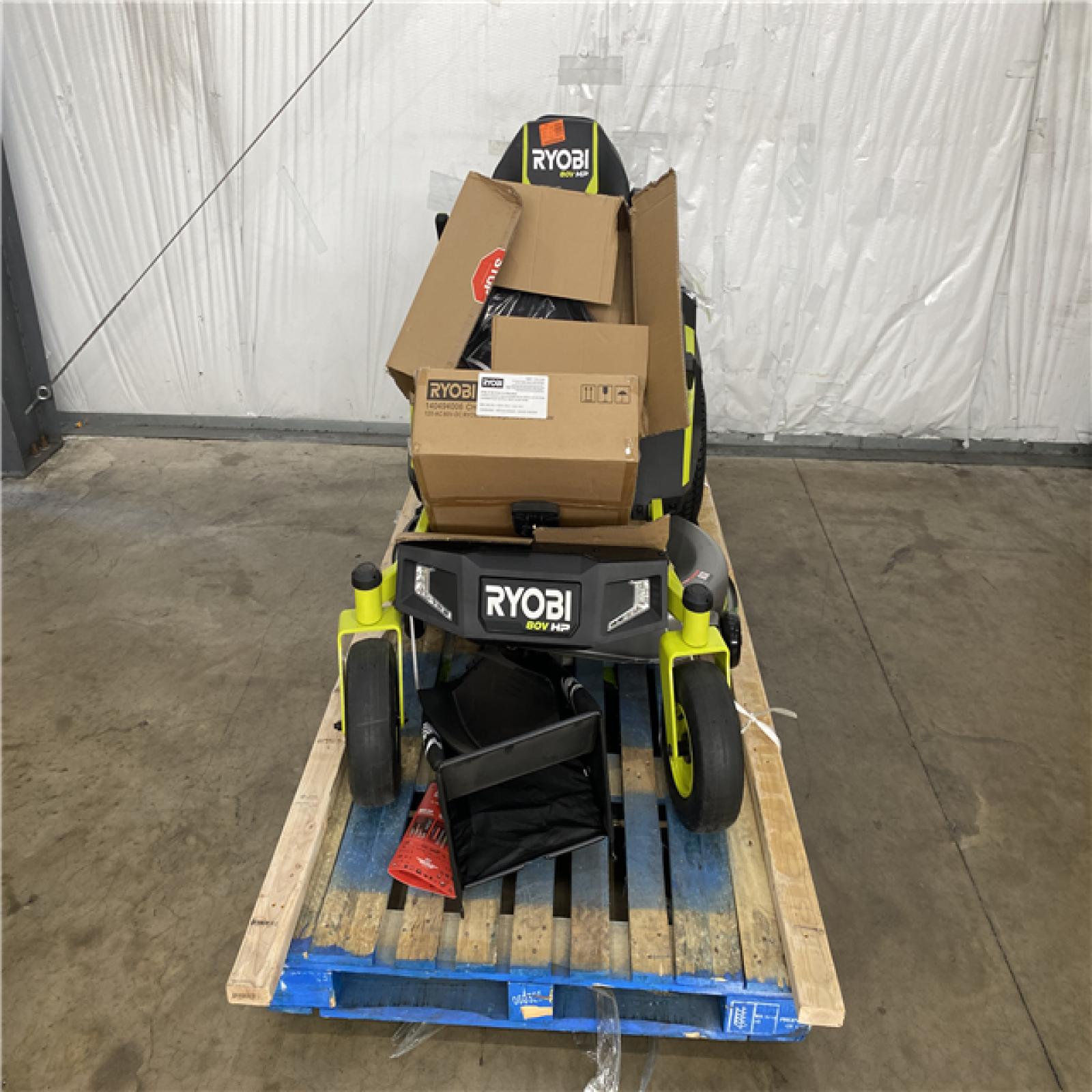 Houston Location AS IS - Tool Pallet