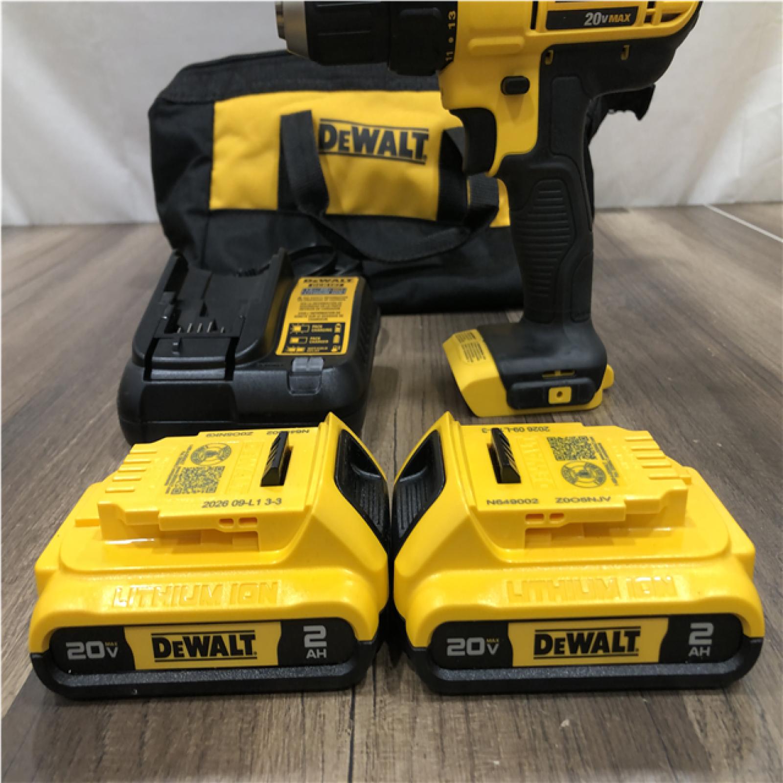 AS-IS DEWALT 20V MAX Cordless 1/2 in. Drill/Driver Kit