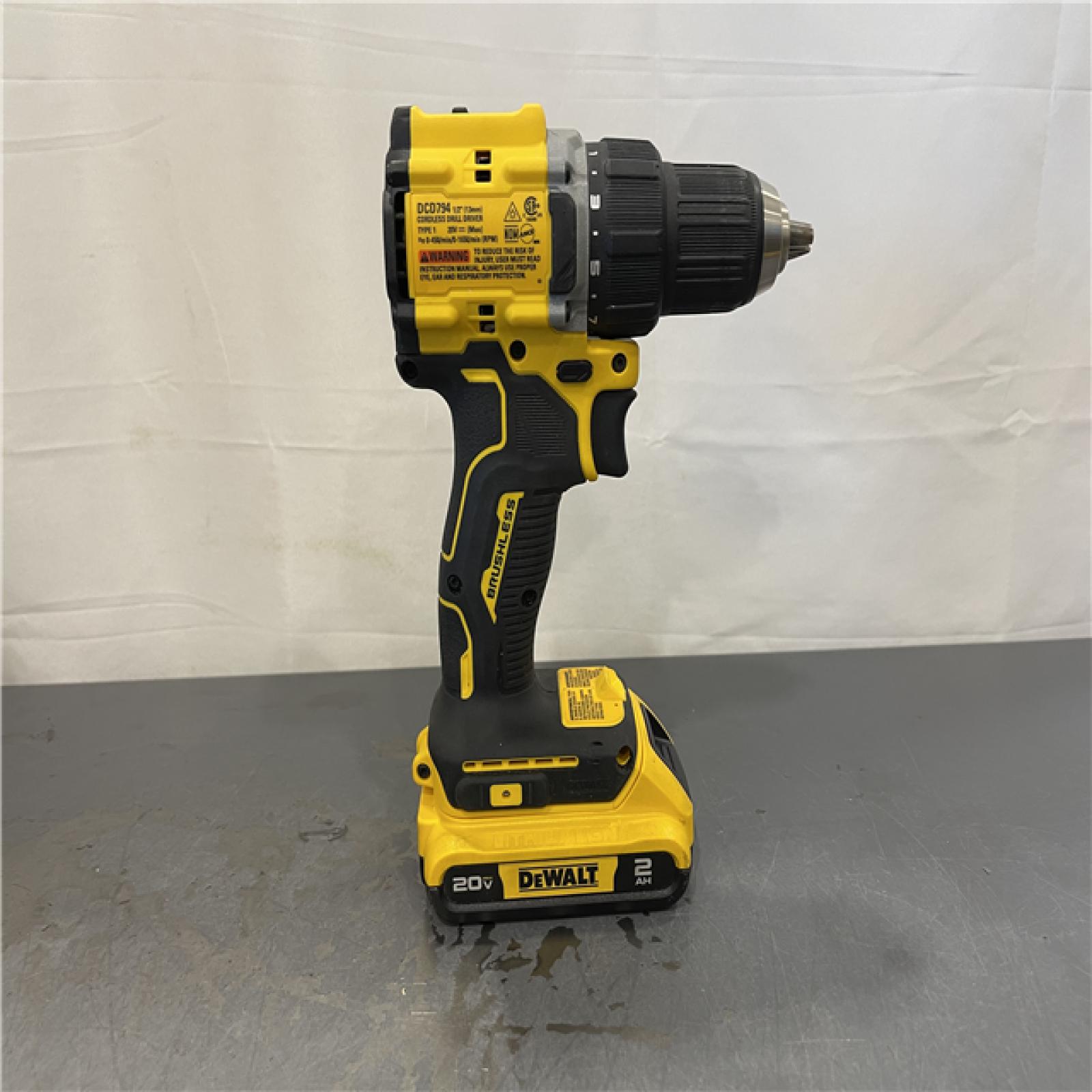 AS-IS - DEWALT ATOMIC 20-Volt Lithium-Ion Cordless Compact 1/2 in. Drill/Driver Kit