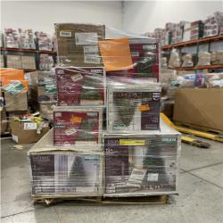 DALLAS LOCATION- AS-IS ASSORTED CHRISTMAS TREES PALLET