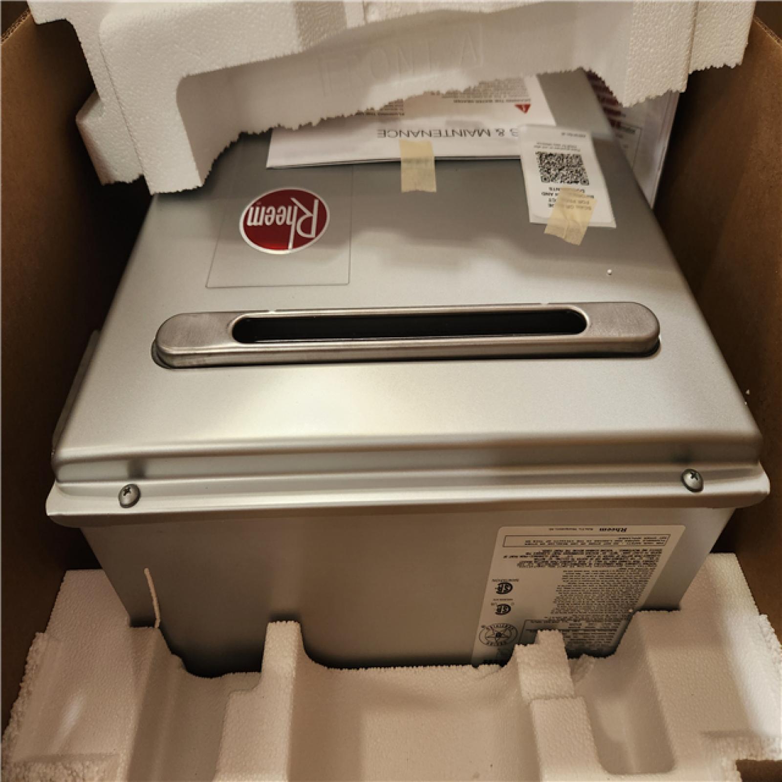 Phoenix NEW Rheem Performance Plus 8.4 GPM Smart Non-Condensing Outdoor Natural Gas Tankless Water Heater