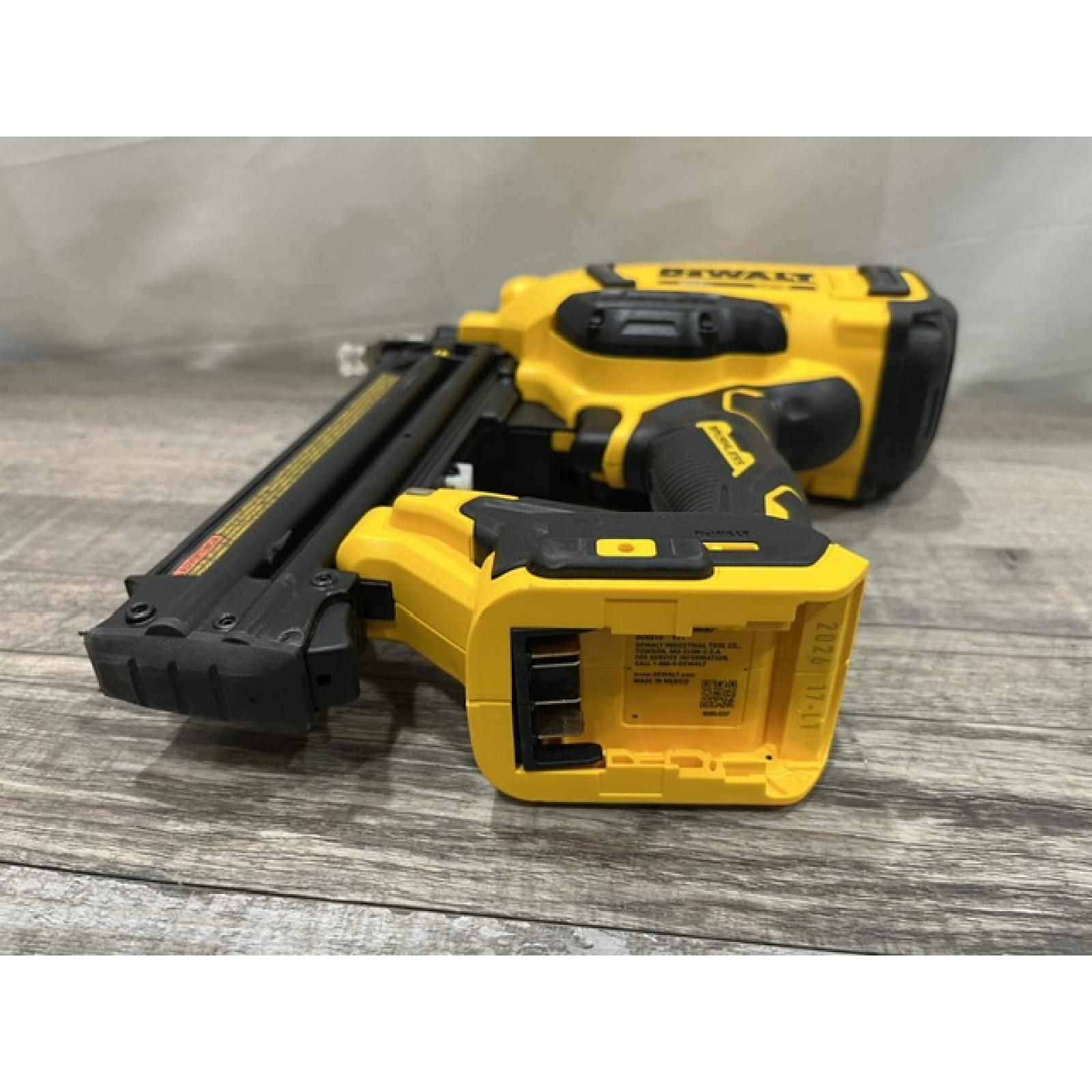 AS-IS DEWALT 20V MAX XR 18 Gauge Cordless Brad Nailer (Tool Only)