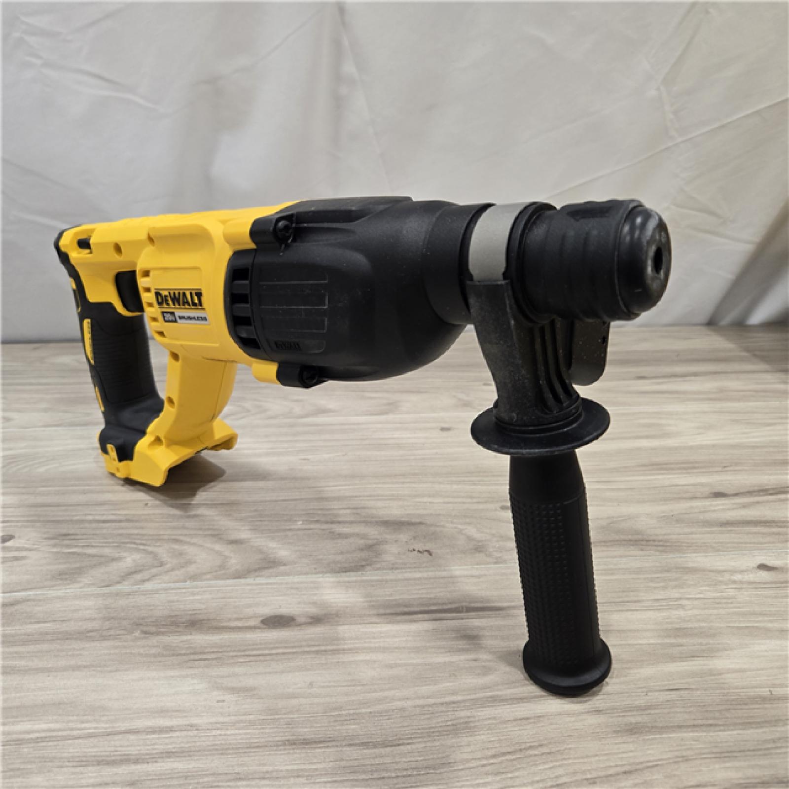 AS-IS DeWalt 20v MAX Cordless Rotary Hammer Drill (Tool-Only) DCH133