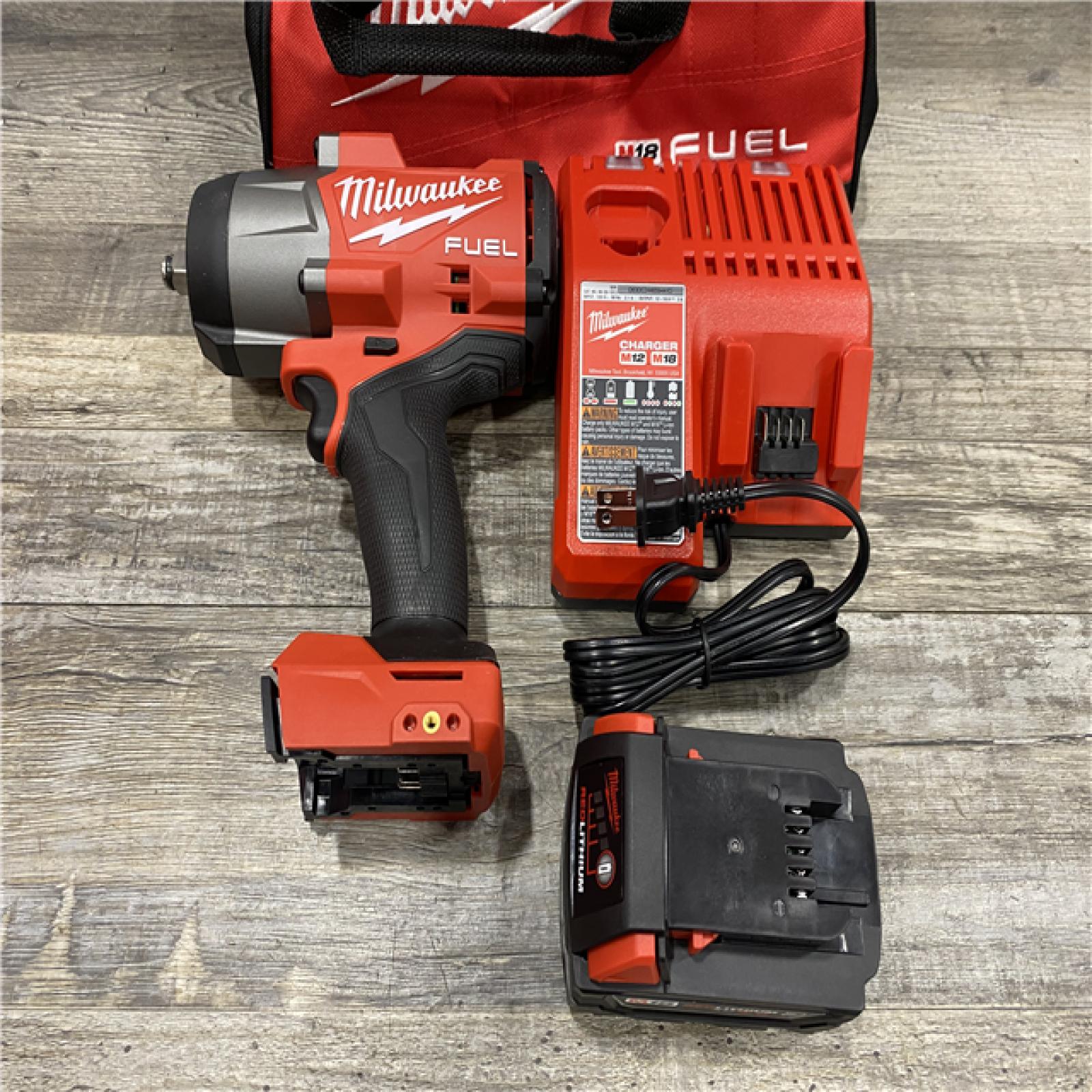 AS-IS Milwaukee FUEL 18V Lithium-Ion Brushless Cordless 1/2 in. Impact Wrench w/Friction Ring Kit