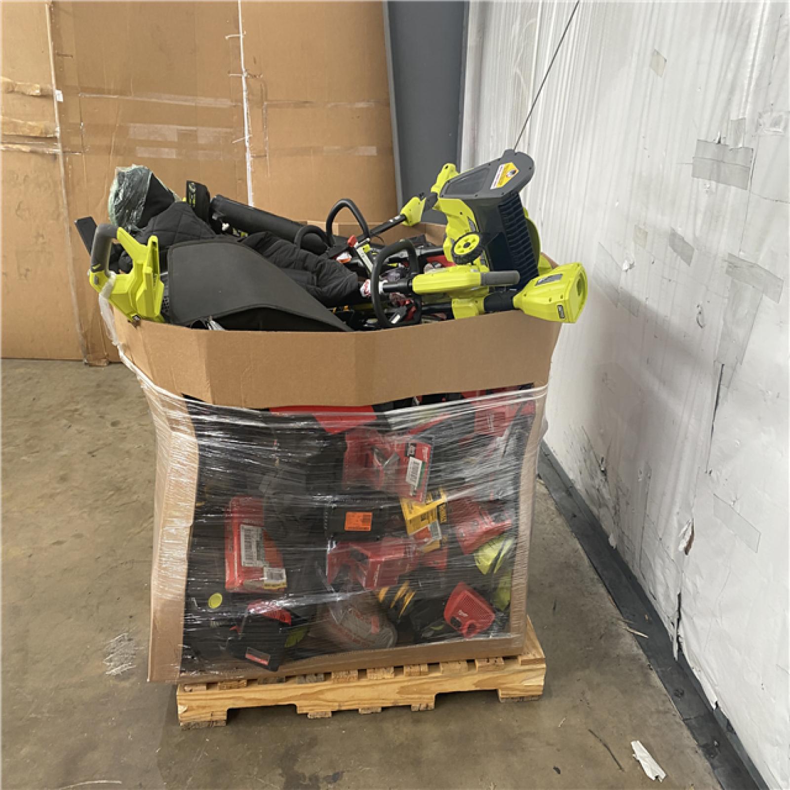 Houston Location AS IS - Tool Pallet