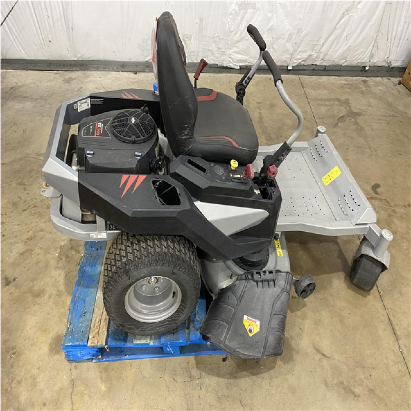 Houston Location - AS-IS Outdoor Power Equipment MURRAY 42 INCH SIT DOWN MOWER