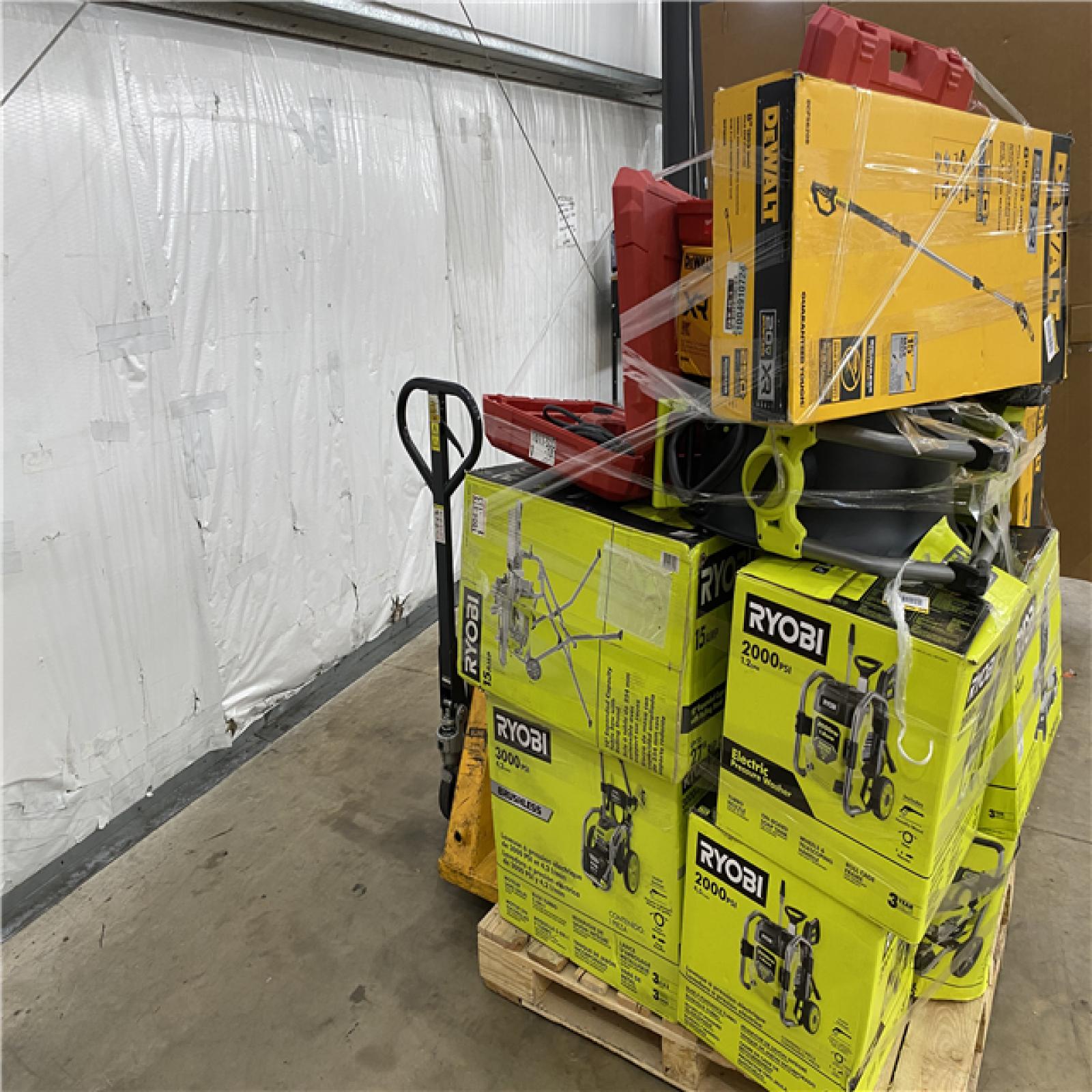 Houston Location AS IS - Tool Pallet
