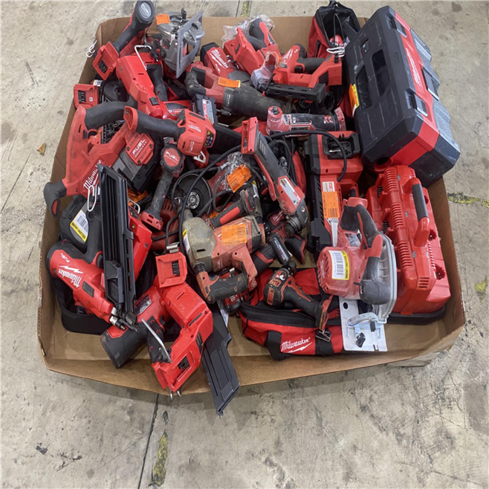Houston Location AS IS - Tool Pallet