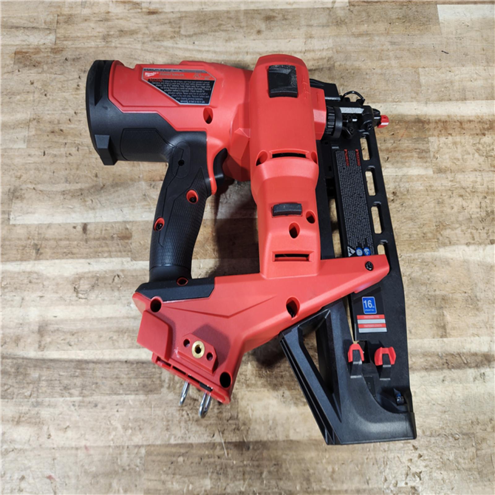 HOUSTON LOCATION - AS - IS Milwaukee FUEL 18-Volt Lithium-Ion Brushless Cordless Gen ll 16-Gauge Straight Finish Nailer (Tool Only)