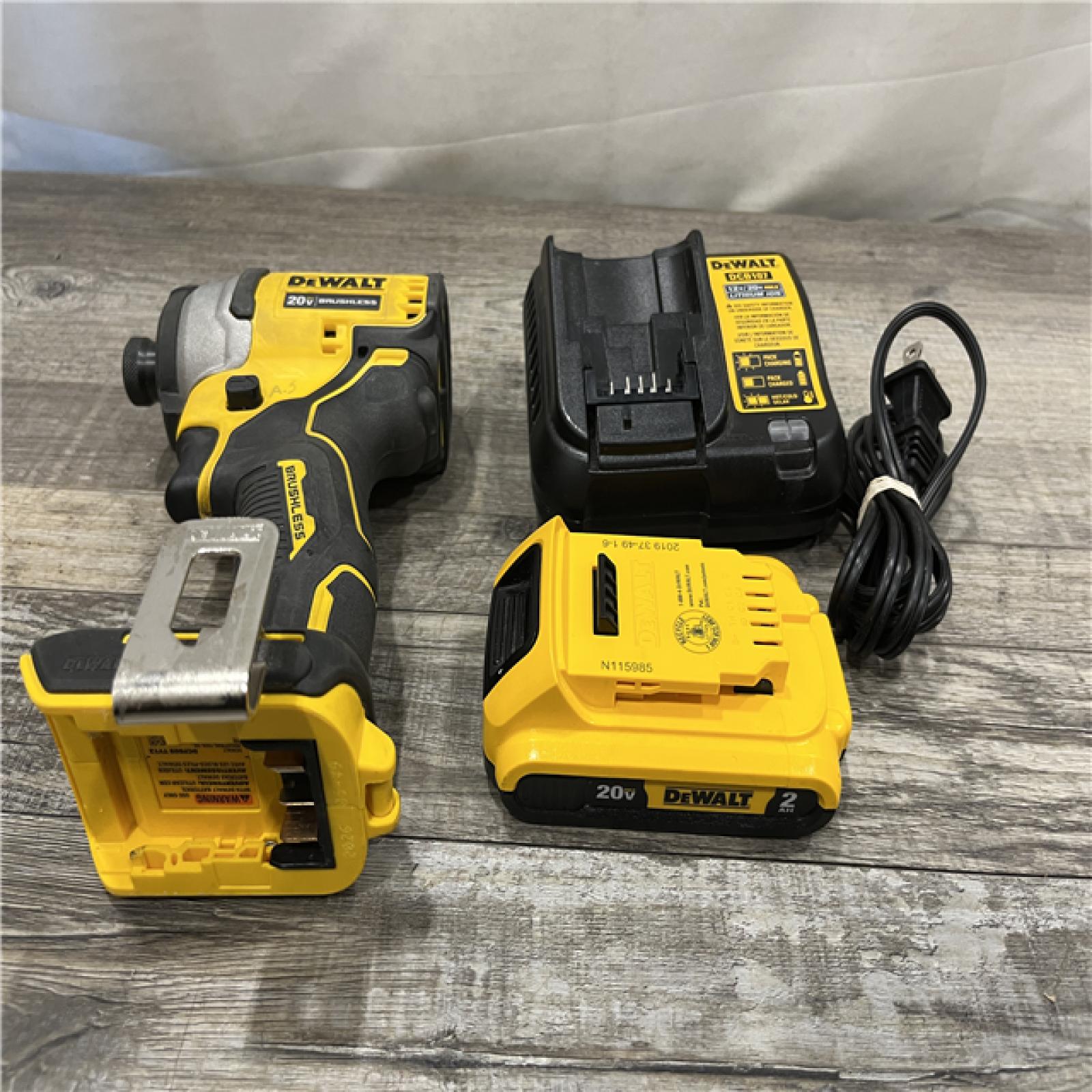 AS-IS DEWALT Atomic 20V Max Lithium-Ion Brushless Cordless Compact 1/4 in. Impact Driver Kit
