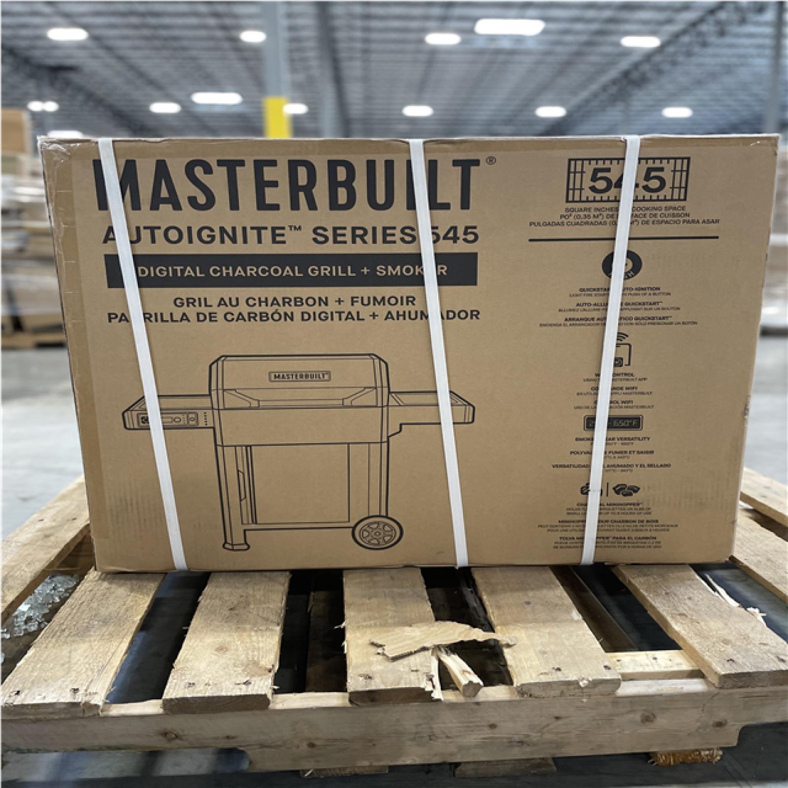 DALLAS LOCATION- AS-IS MASTERBUILT AutoIgnite Series 545 Digital Charcoal Grill and Smoker in Black
