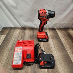 AS-IS- Milwaukee M18 18V Drill/Driver Kit