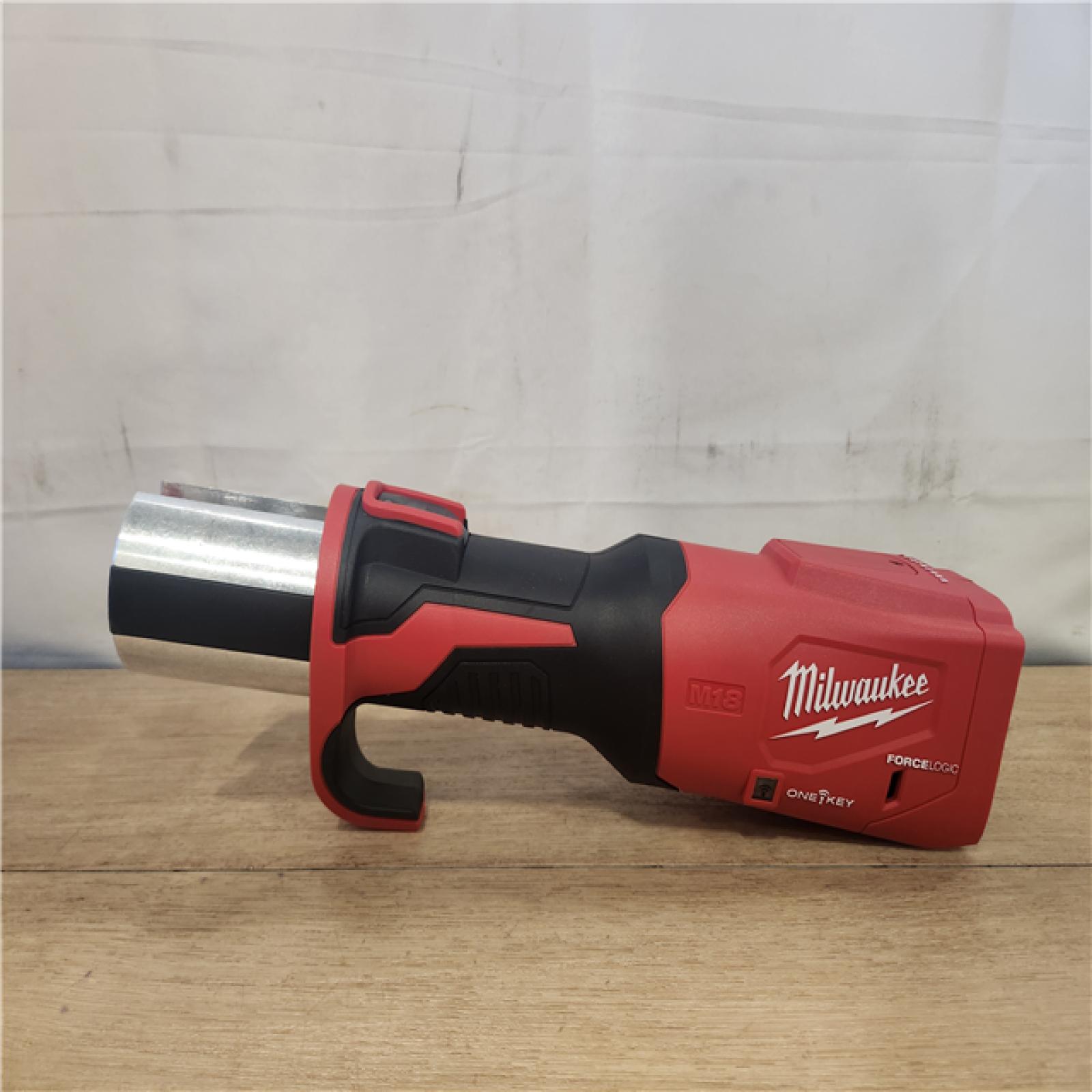 AS-IS- Milwaukee M18 Force Logic ONE KEY Press Tool 1/2-2 Kit