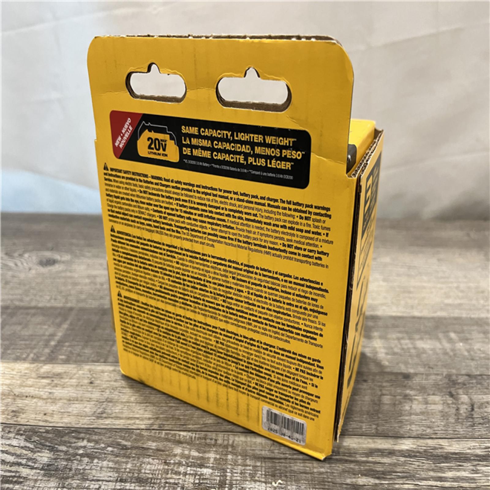 NEW - DEWALT 20V MAX Compact Lithium-Ion 3.0Ah Battery Pack (2 Pack)