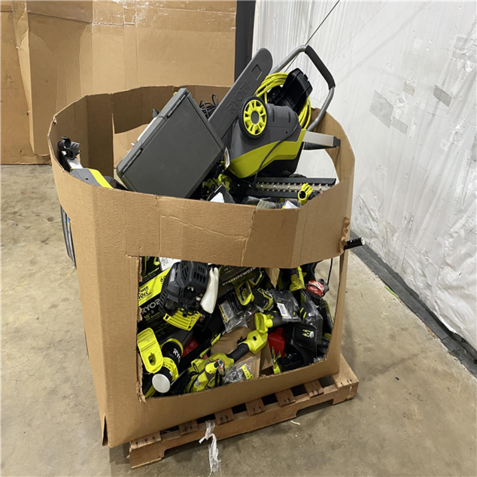 Houston Location AS IS - Tool Pallet