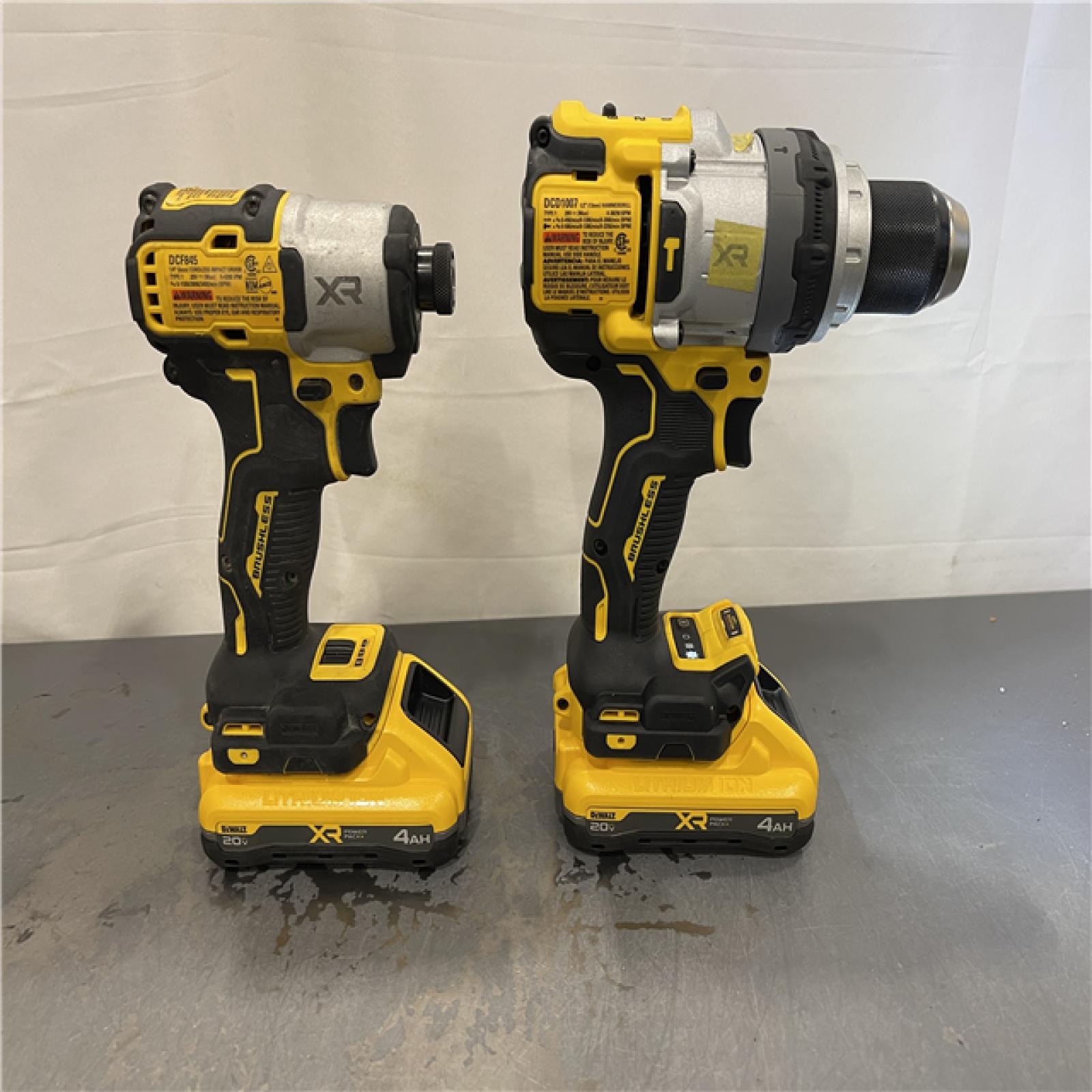 AS-IS - DEWALT 20V MAX Lithium-Ion Cordless 2-Tool Combo Kit