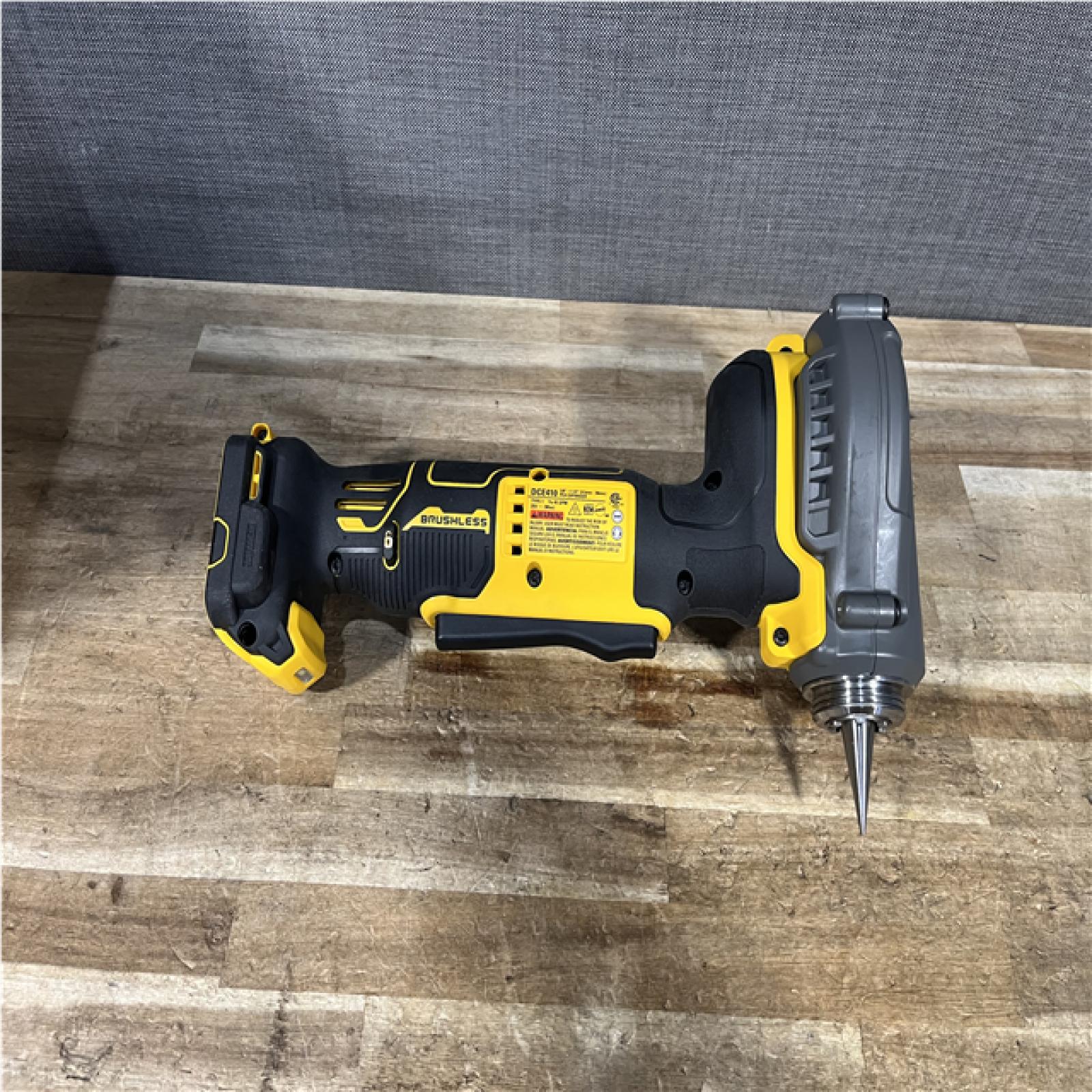 Houston Location AS-IS DEWALT 20-Volt MAX 1-1/2 in. PEX Expander (Tool-Only)