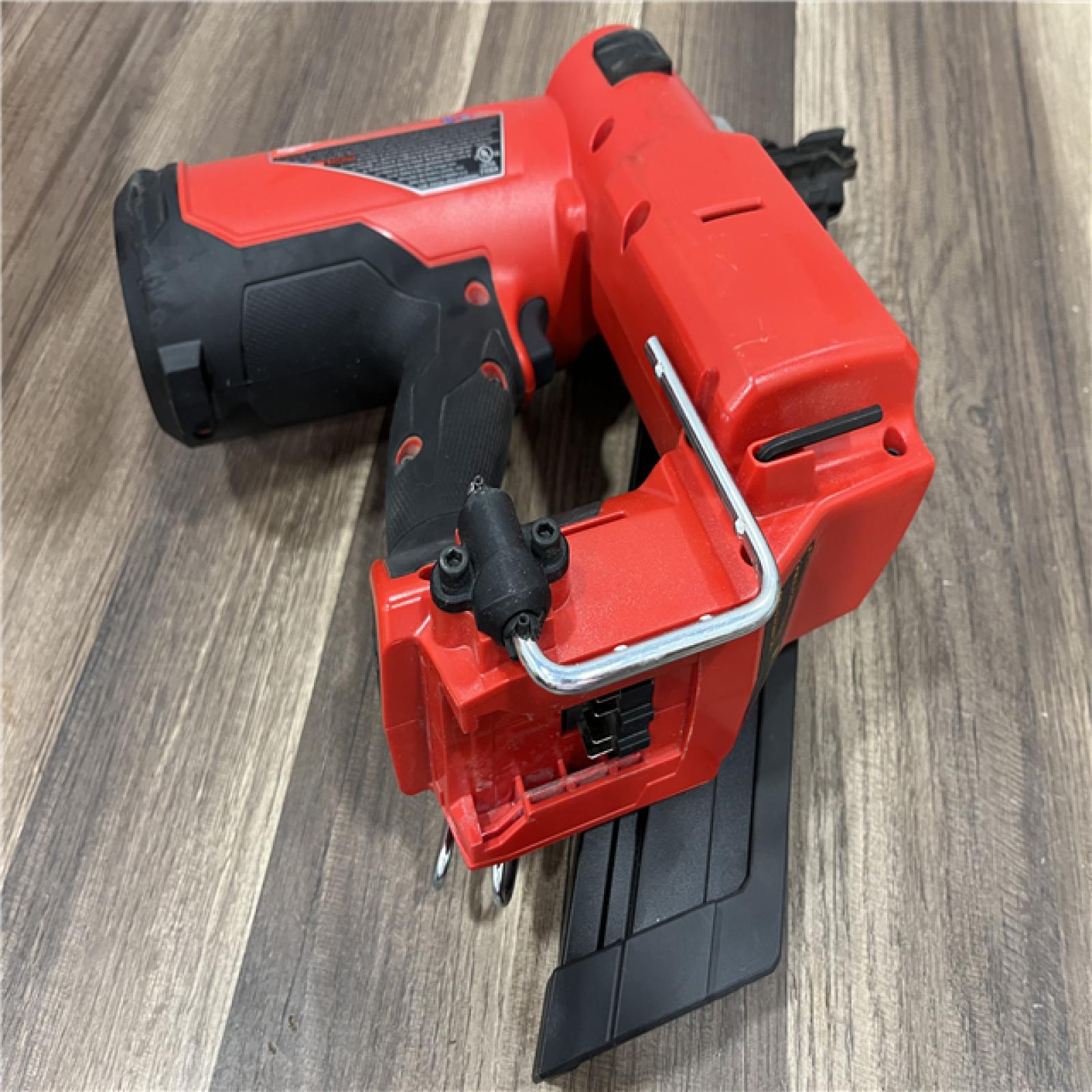 GOOD Milwaukee M18 FUEL 3-1/2 in. 18-Volt 30-Degree Lithium-Ion Brushless Cordless Framing Nailer (Tool-Only)