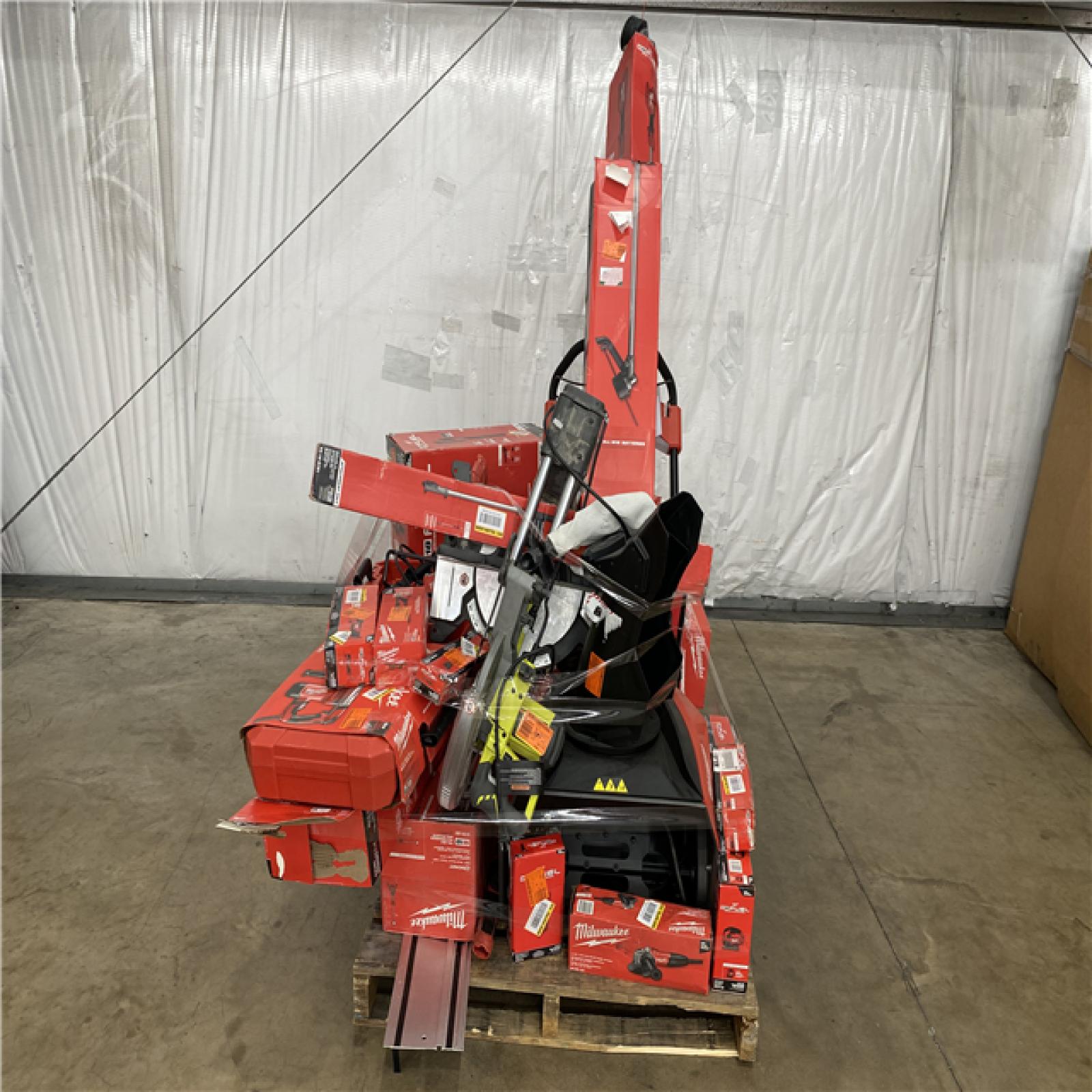 Houston Location AS IS - Tool Pallet