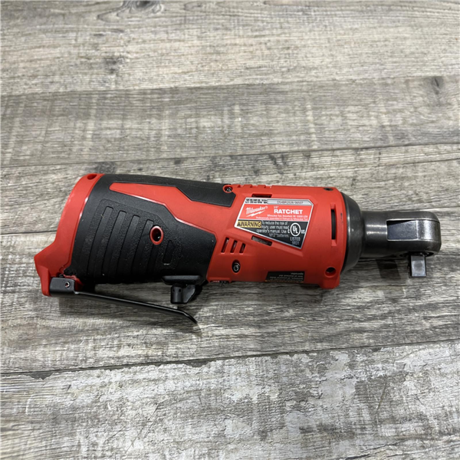 AS-IS Milwaukee 12V Lithium-Ion Cordless 3/8 in. Ratchet (Tool-Only)